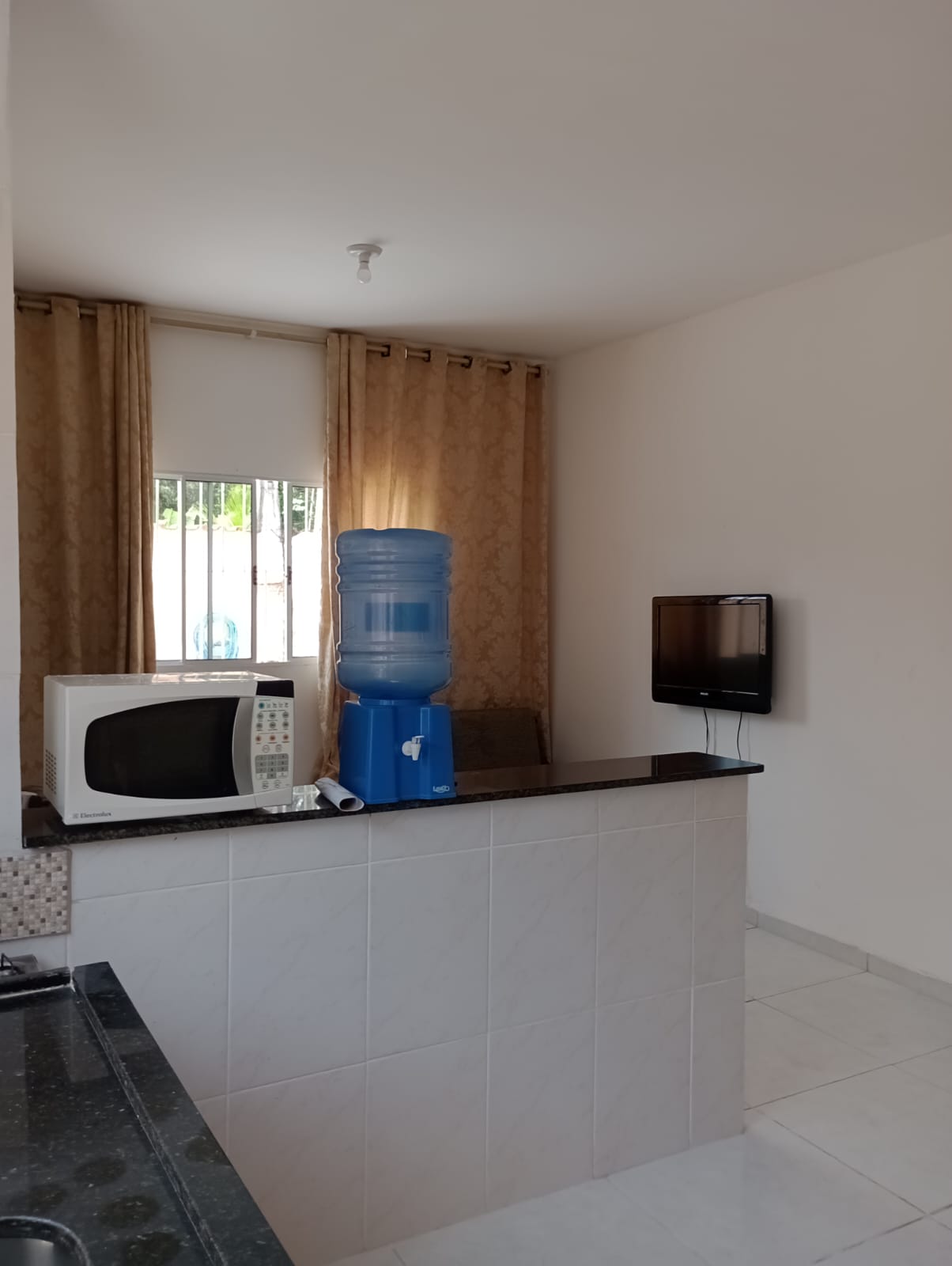 CASA NA PRAIA PARA LOCAÇÃO FIXA DE 02 DORMITORIOS, SENDO 01 SUITE EM EM ITANHAÉM/SP