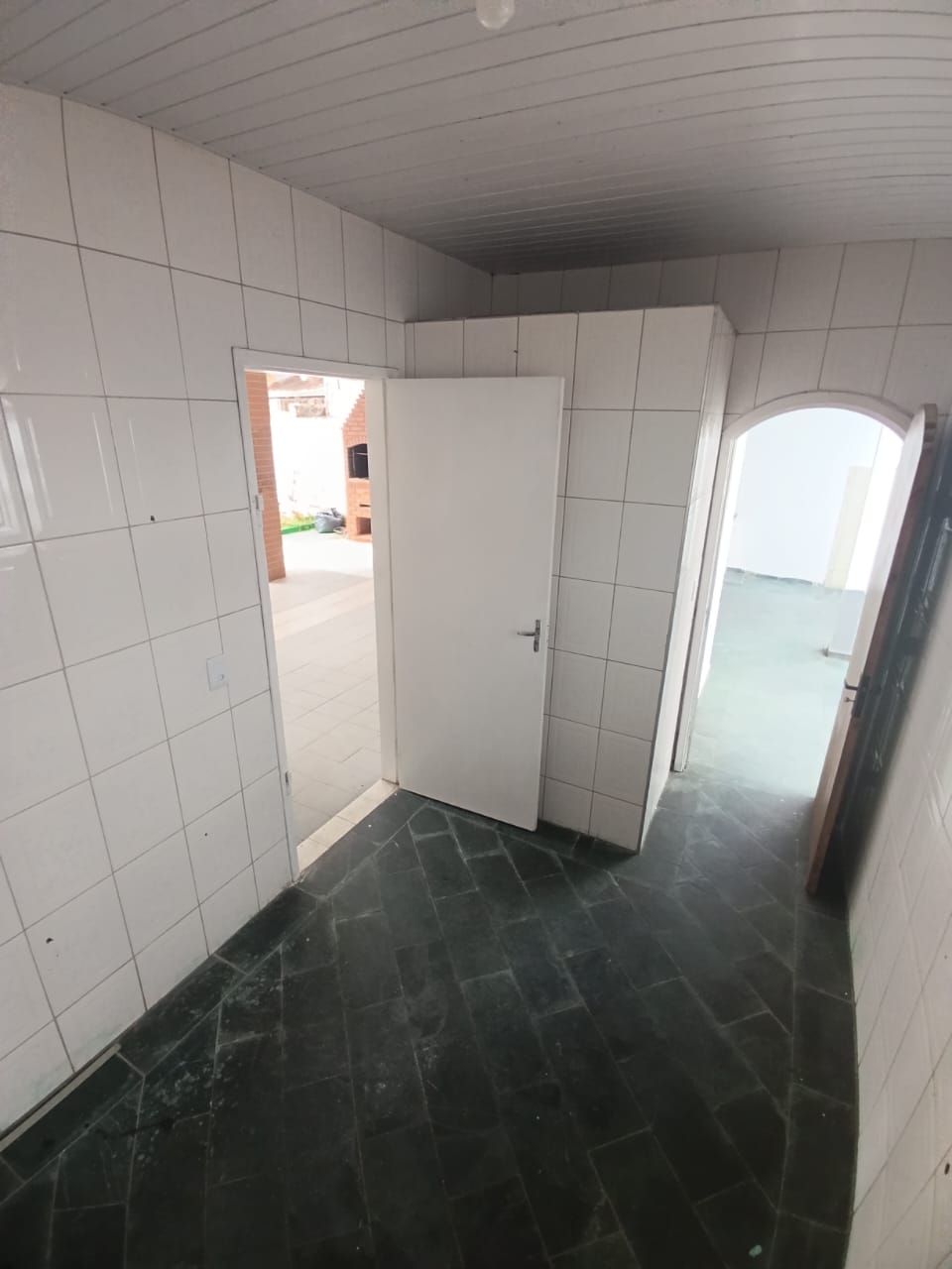NÃO PERCA ESTA OPORTUNIDADE!!! CASA NO CENTRO DO SUARÃO A 400 METROS DO MAR EM ITANHAÉM/SP