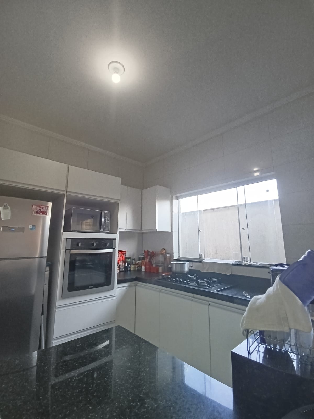 CASA NOVA COM PISCINA PARA VENDA NA PRAIA, NO SUARÃO A 500 METROS DO MAR EM ITANHAÉM/SP