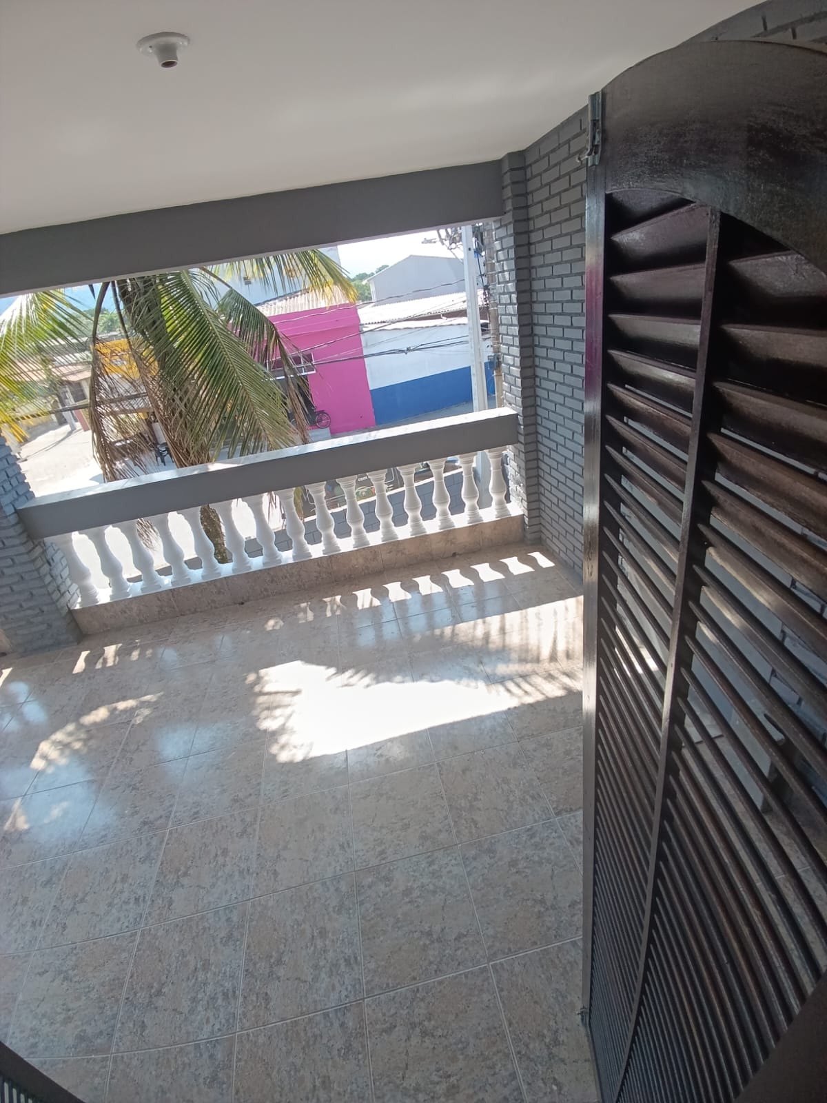 LINDO SOBRADO PARA ALUGAR NA PRAIA EM ITANHAEM/SP