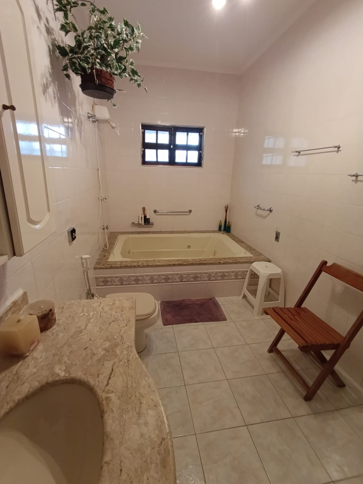 NÃO PERCA ESTA OPORTUNIDADE!!! CASA DE NOVELA PARA VENDA COM 05 DORMITORIOS NO JD SURÃO A 30 METROS DO MAR EM ITANHAÉM/S