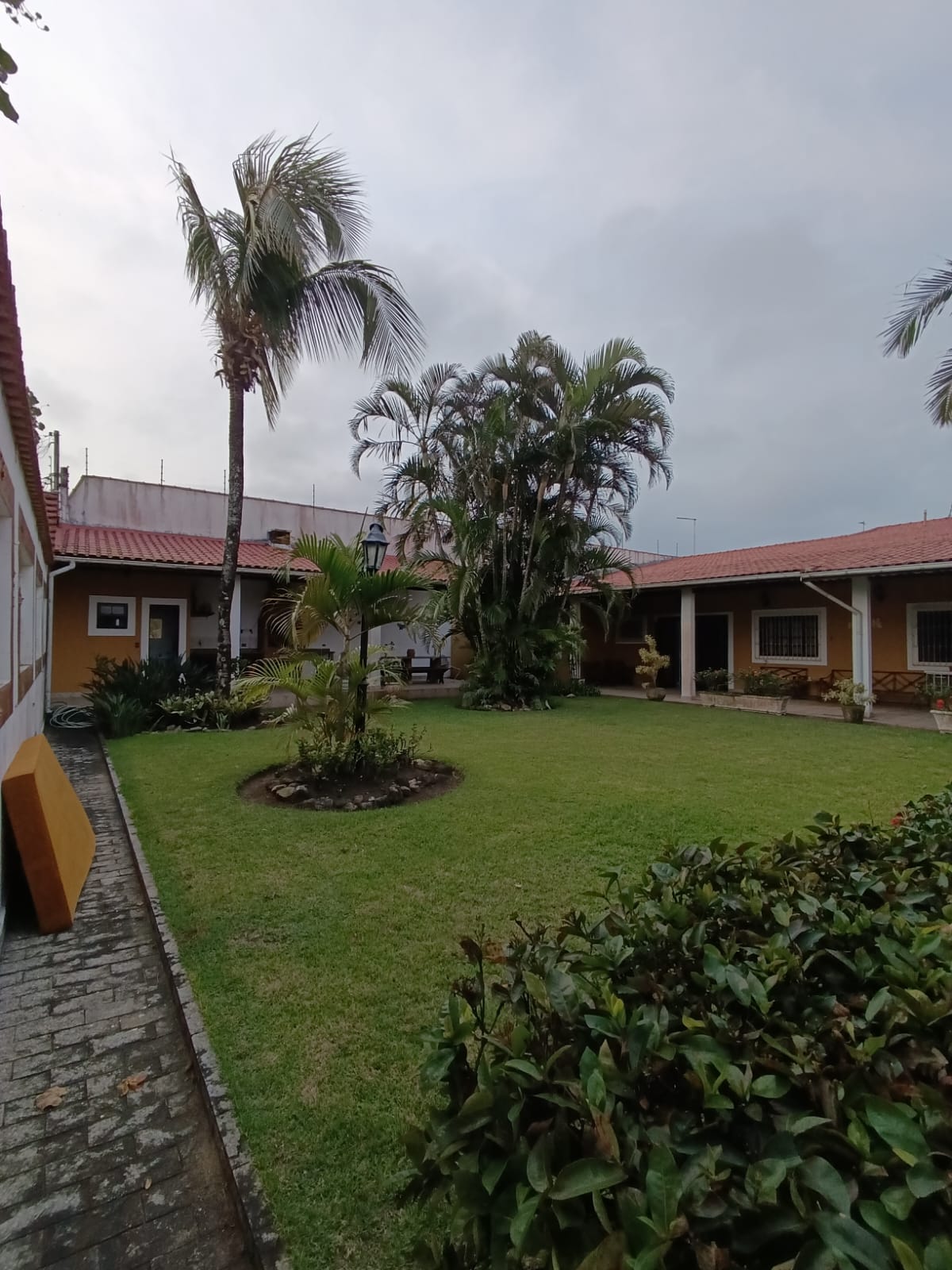 NÃO PERCA ESTA OPORTUNIDADE!!! CASA DE NOVELA PARA VENDA COM 05 DORMITORIOS NO JD SURÃO A 30 METROS DO MAR EM ITANHAÉM/S