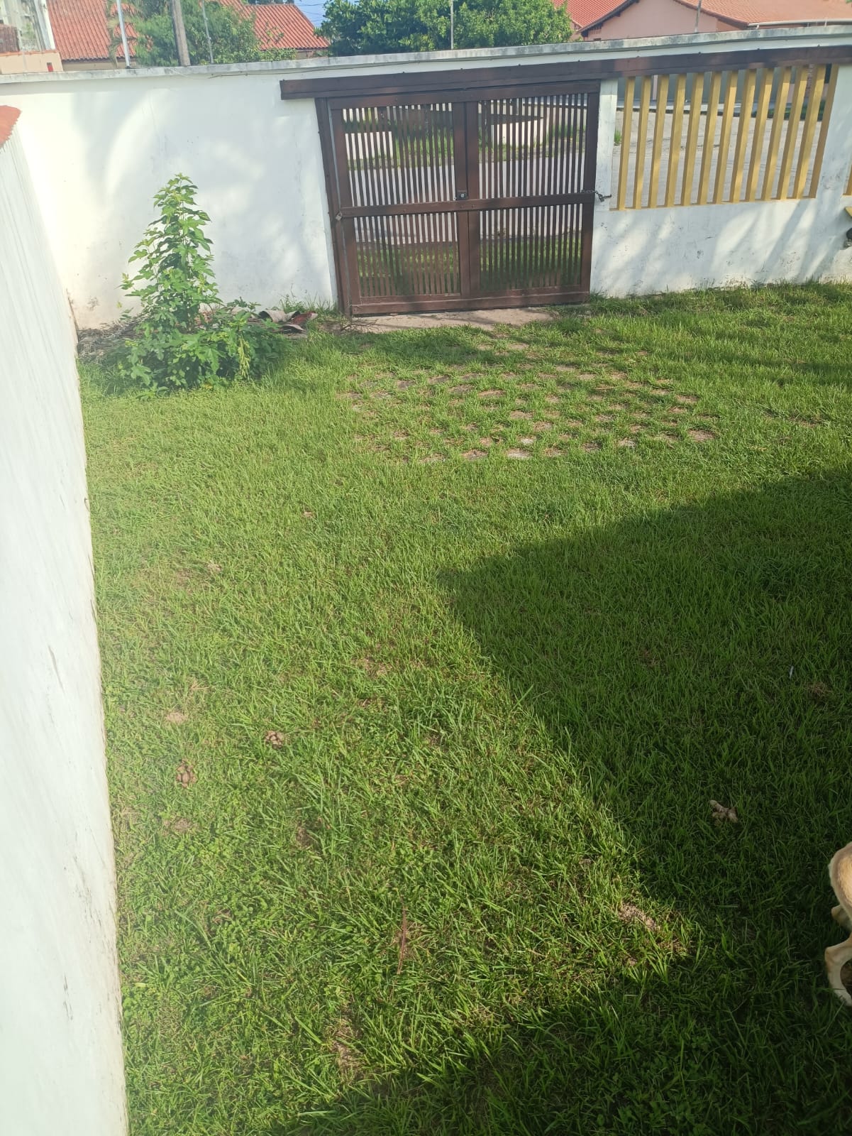 Casa Nova 3 Dorms com Piscina, Hidro e 5 Vagas - 600m do Mar