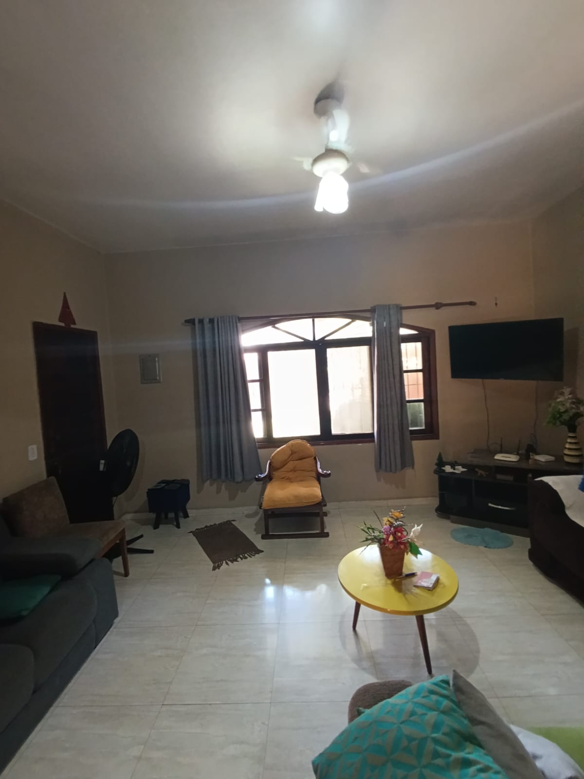 CAS261311 Casa em Itanhaém 5 dormitórios com piscina de alvenaria a 200m da praia