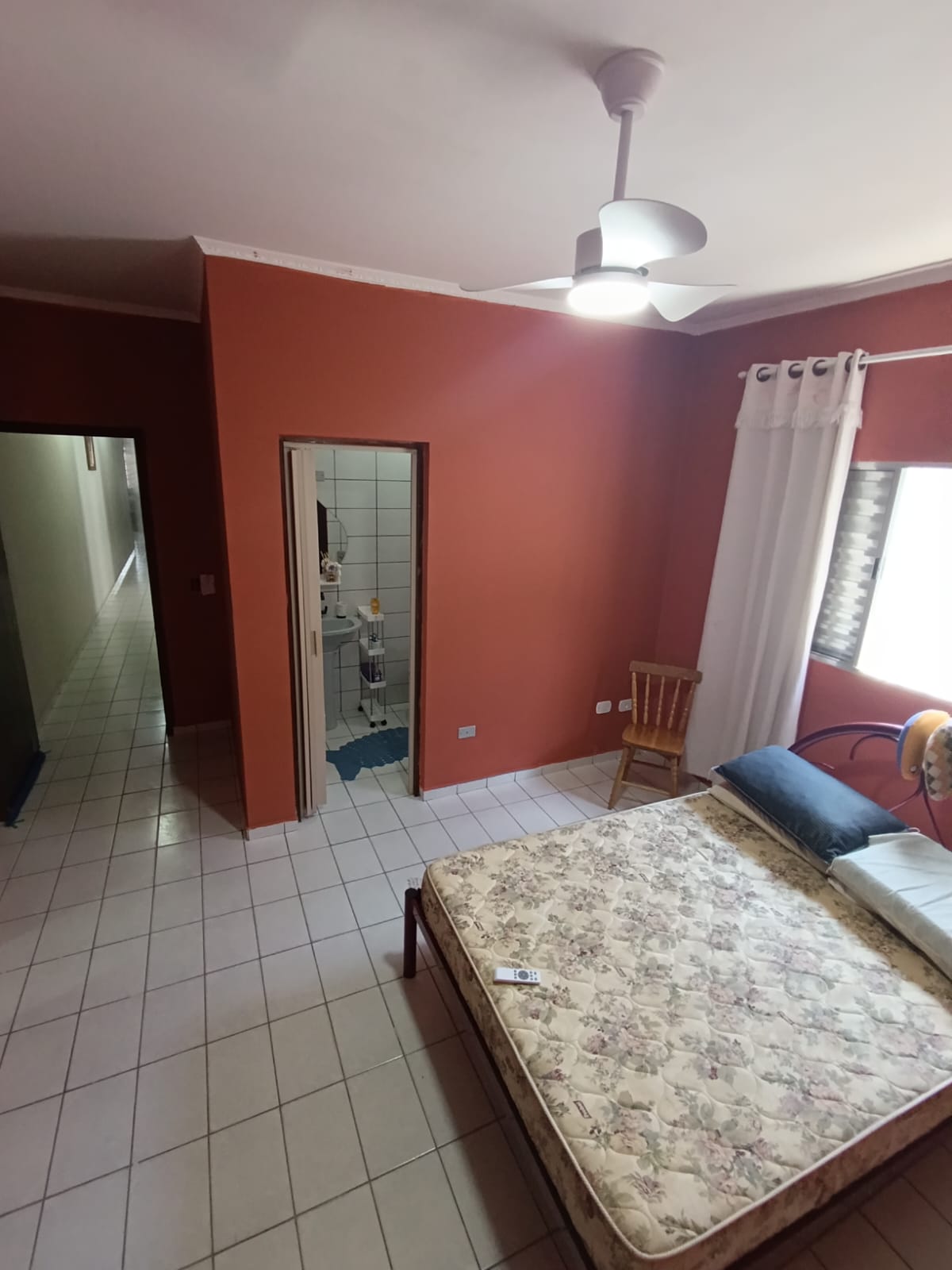 CAS261294 Casa com 3 Dormitórios e Área Gourmet a 300m do Mar em Itanhaém - Lado Praia