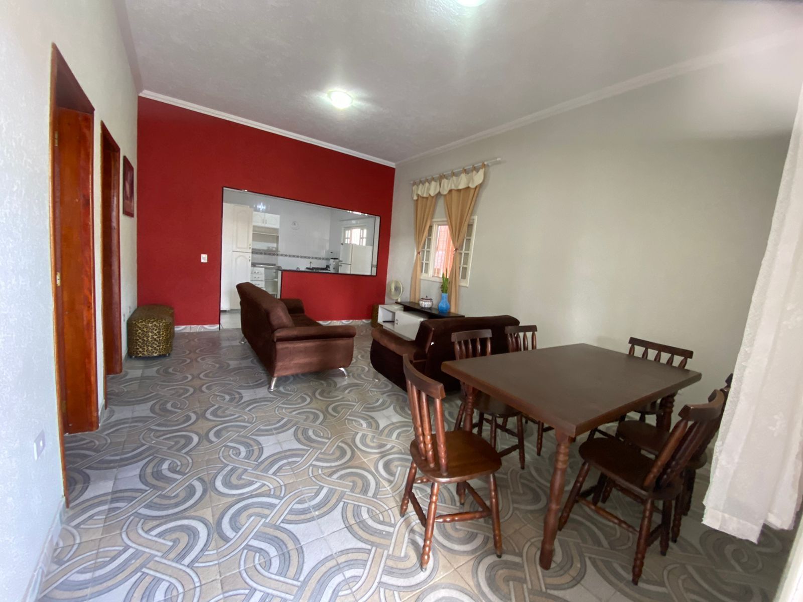 Imóvel Misto: Salão Comercial + Casa 3 Dorms com Piscina - Financia