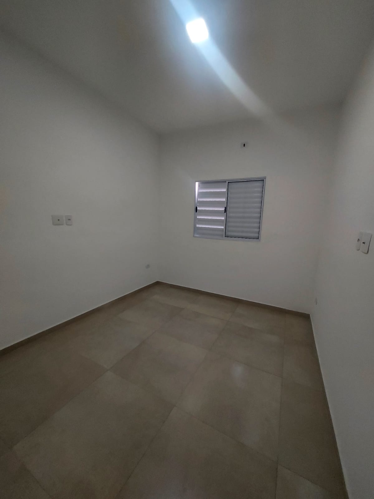 Casa Superior 3 Dorms com Suíte, Closet, Planejados e Piscina 7x3!