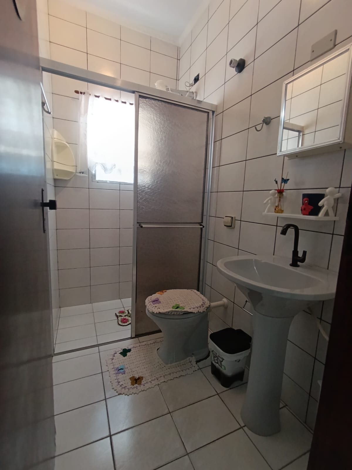 CAS261294 Casa com 3 Dormitórios e Área Gourmet a 300m do Mar em Itanhaém - Lado Praia