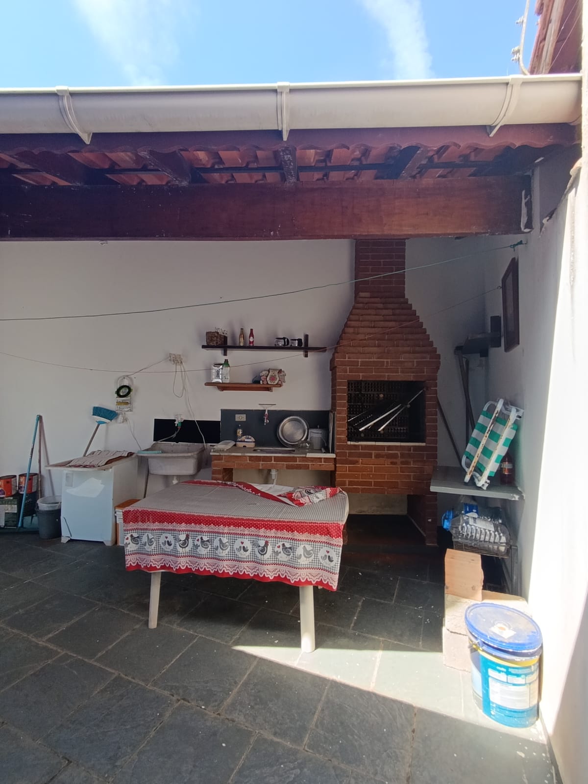 CAS261294 Casa com 3 Dormitórios e Área Gourmet a 300m do Mar em Itanhaém - Lado Praia