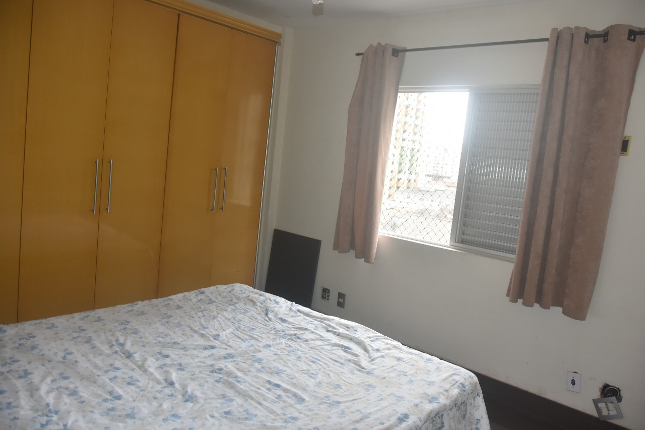 Frente ao Mar no Canto do Forte: 3 Dorms com Escritório e 2 Vagas!