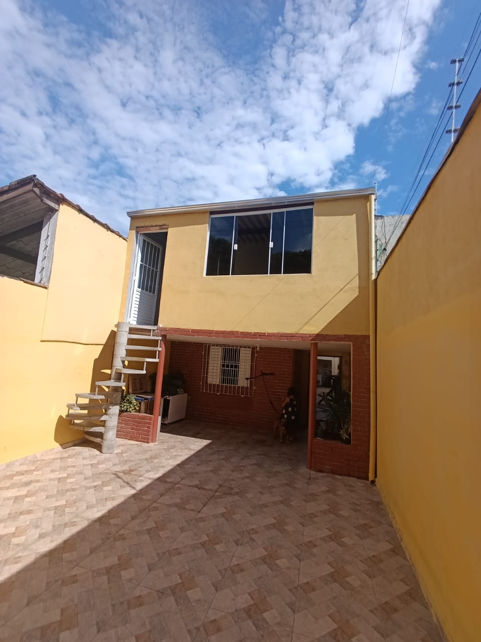 CAS261312 Casa em Itanhaém 2 dormitórios com suíte e escritório a 600m da praia