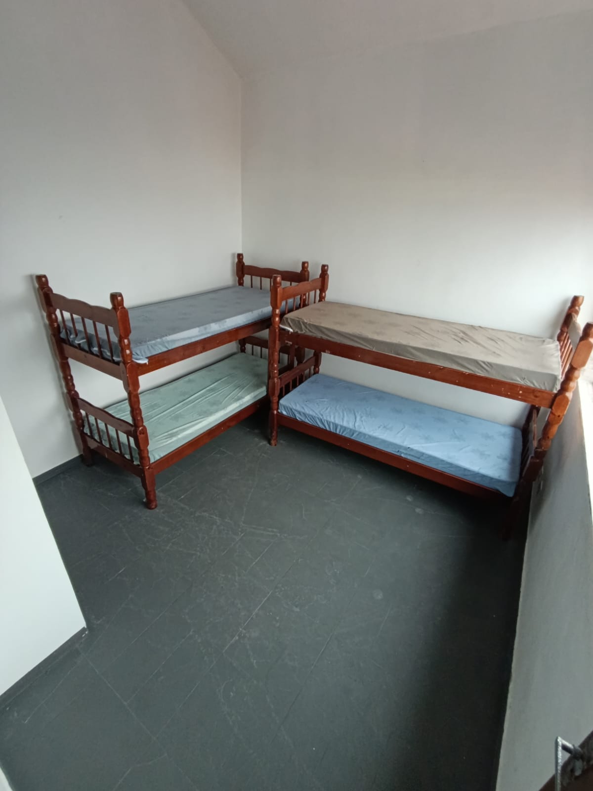 CAS231207 Sobrado à Venda no Suarão Itanhaém – 05 Dormitórios a 20m do Mar