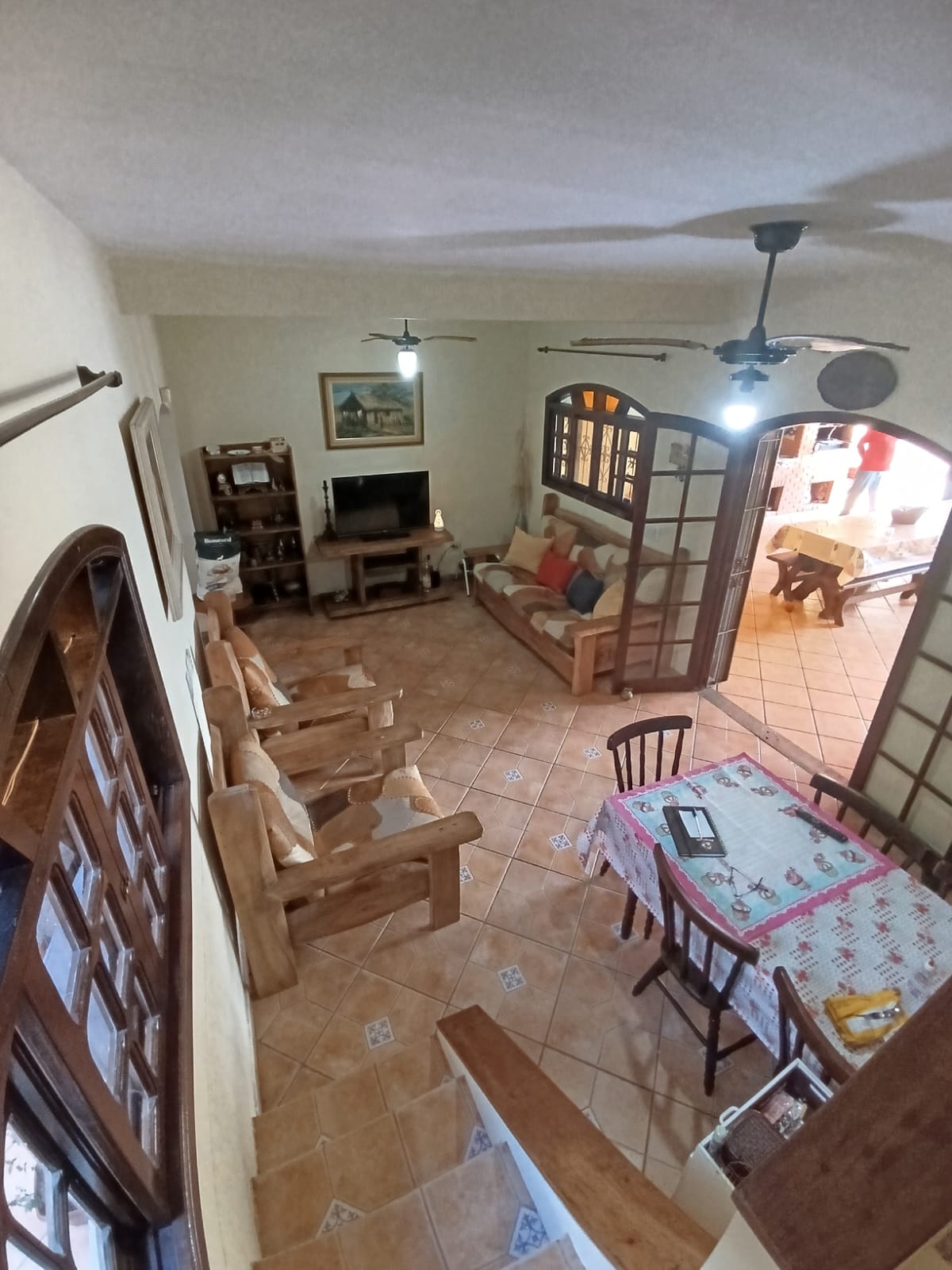 Espaço Sem Limites! Casa com Suíte Reversível, Área Gourmet e 10 Vagas em Itanhaém.