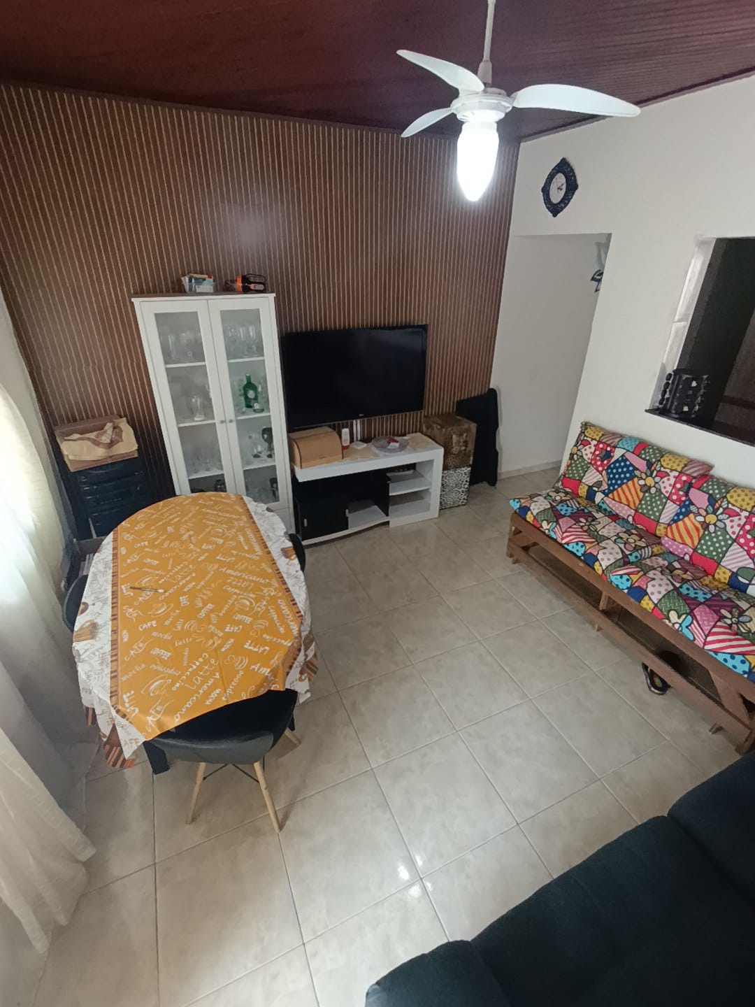 CAS261300 Casa no Suarão com Edícula e Churrasqueira – 2 Minutos do Centro Comercial – Aceita Financiamento!