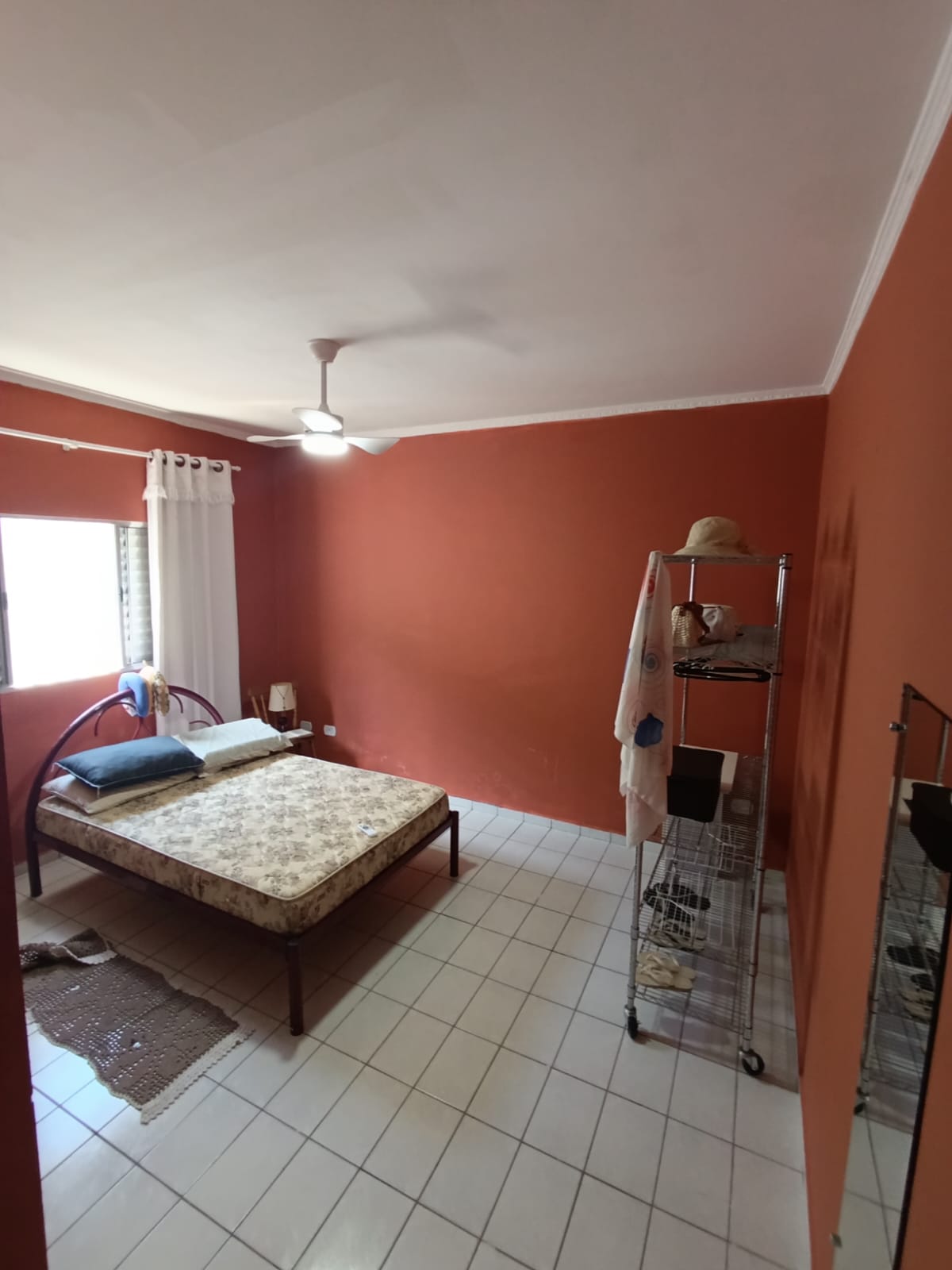 CAS261294 Casa com 3 Dormitórios e Área Gourmet a 300m do Mar em Itanhaém - Lado Praia