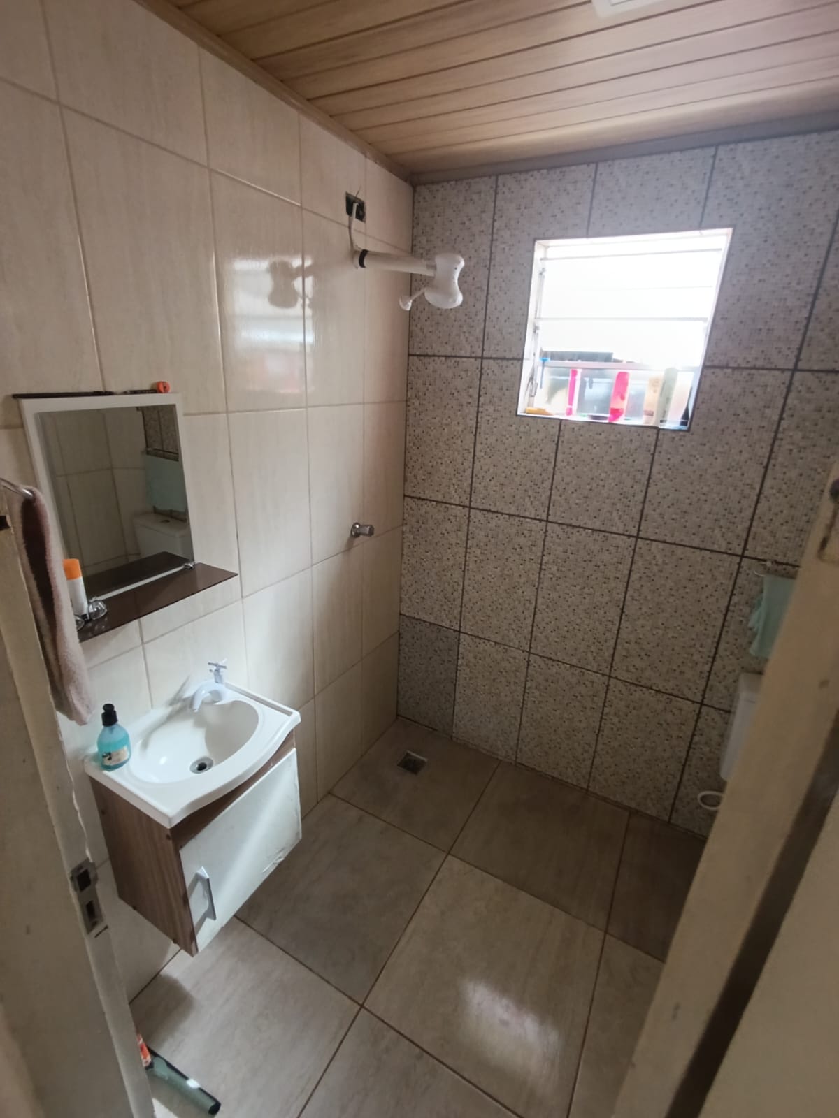 CAS261312 Casa em Itanhaém 2 dormitórios com suíte e escritório a 600m da praia