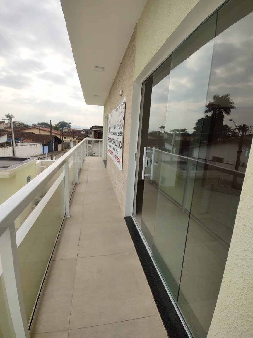 CAS261326 Casa em Itanhaém com 2 suítes e piscina com cascata financiada