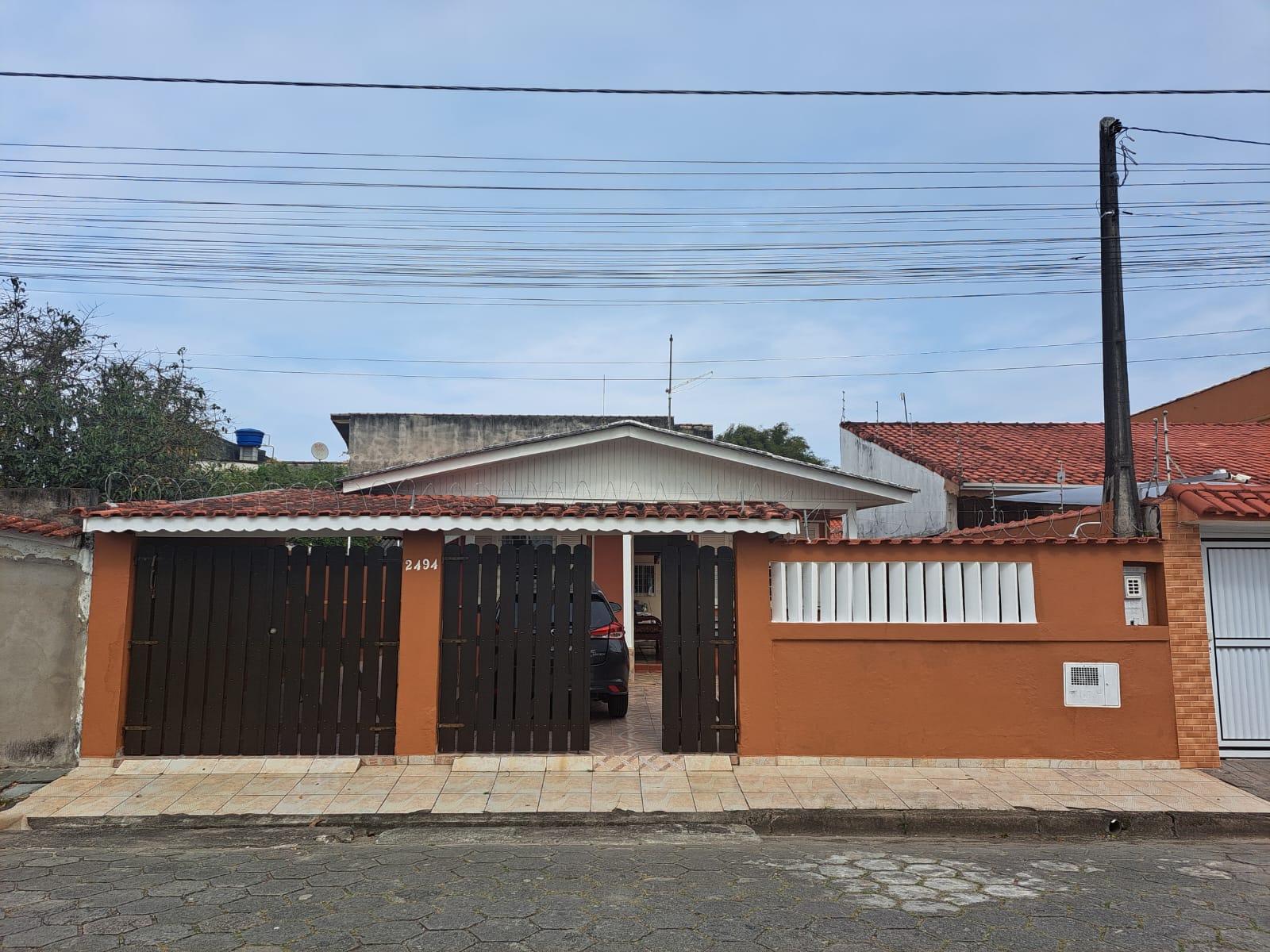 CAS261307 Casa de madeira em Itanhaém com edícula próxima ao Poupatempo