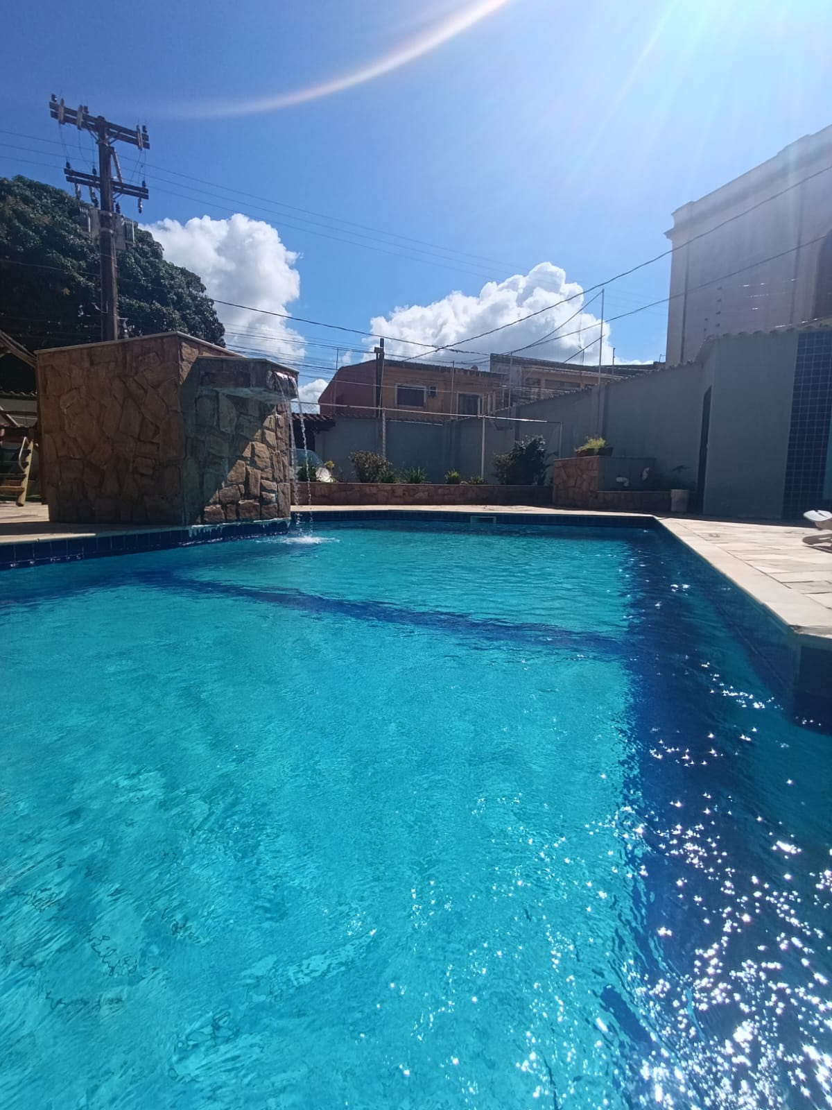 CAS261396 Hotel Pousada à Venda no Centro do Suarão Itanhaém – 24 Apartamentos e Piscina
