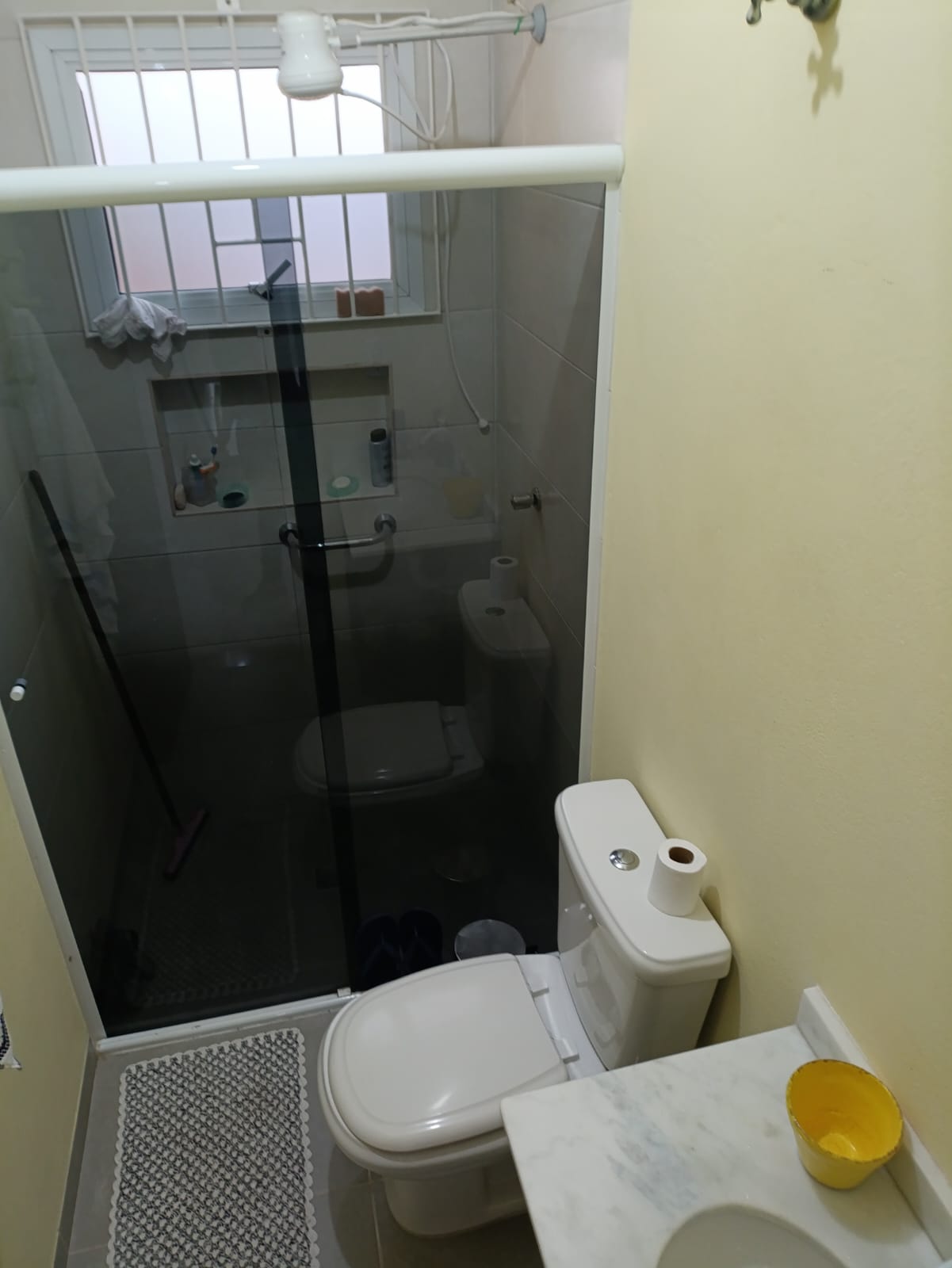 Sobrado em Itanhaém 2 dormitórios a 500 metros da praia aceita financiamento!