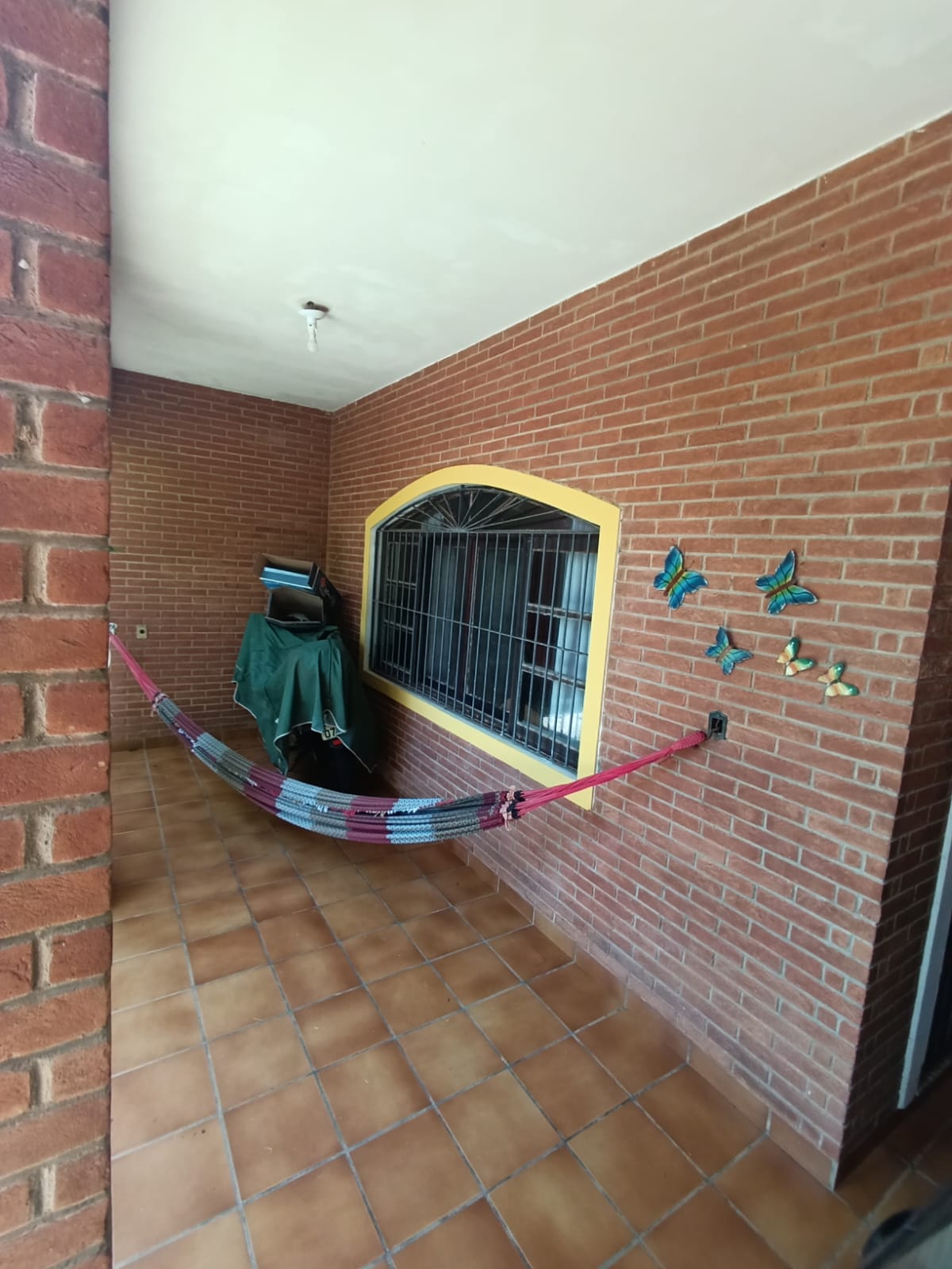 CAS261311 Casa em Itanhaém 5 dormitórios com piscina de alvenaria a 200m da praia