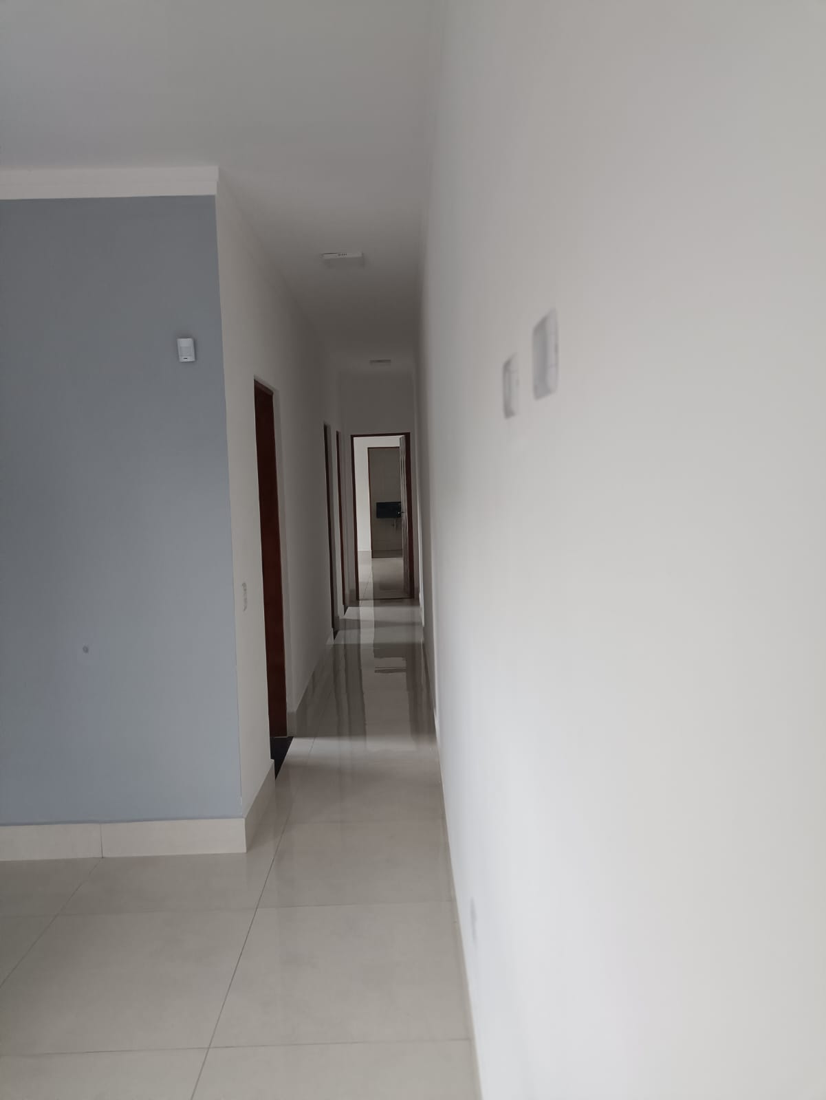 Casa Nova 3 Dorms (1 Suíte Master) com Piscina e Hidro - Lado Praia