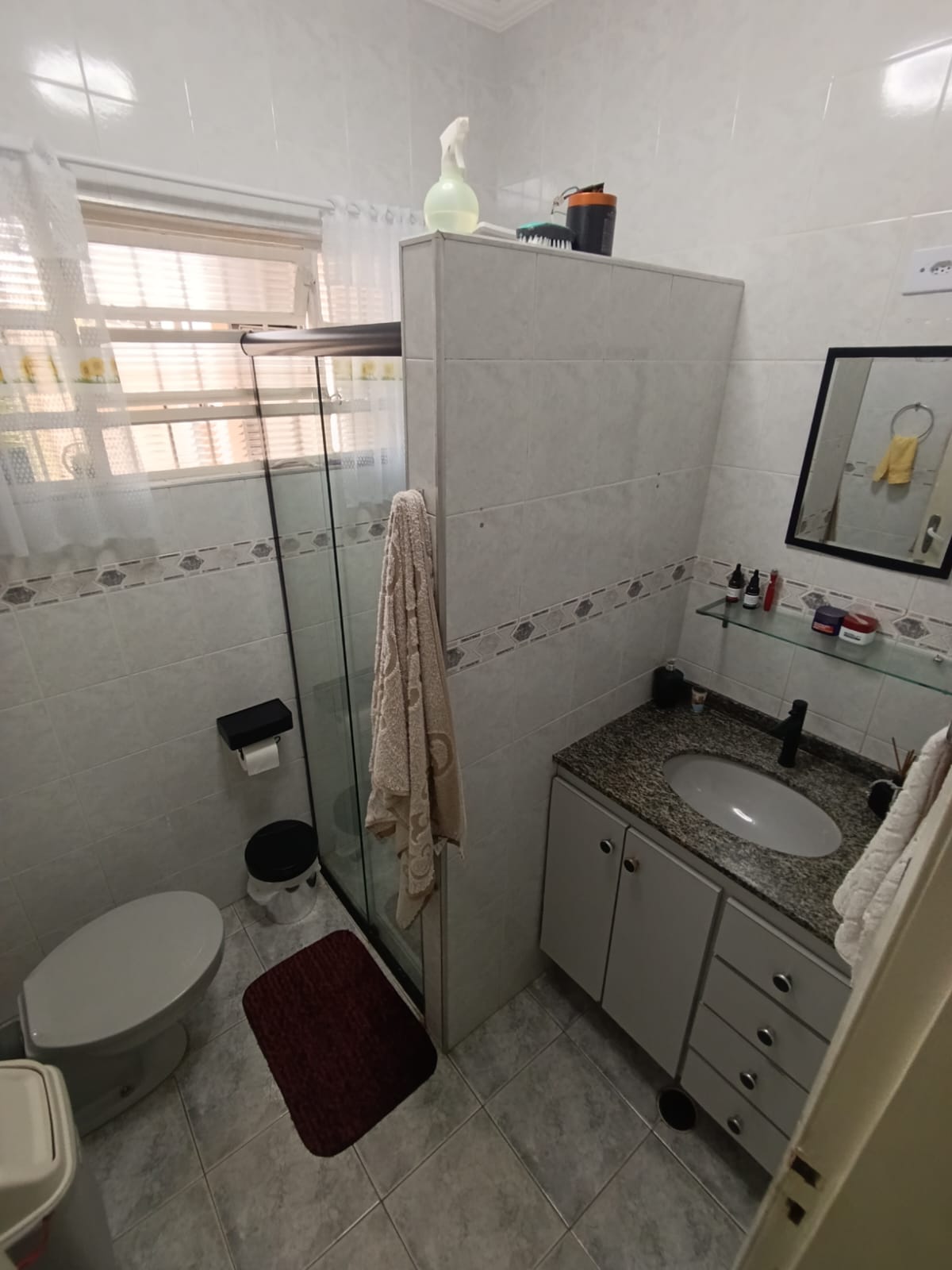 CAS261300 Casa no Suarão com Edícula e Churrasqueira – 2 Minutos do Centro Comercial – Aceita Financiamento!