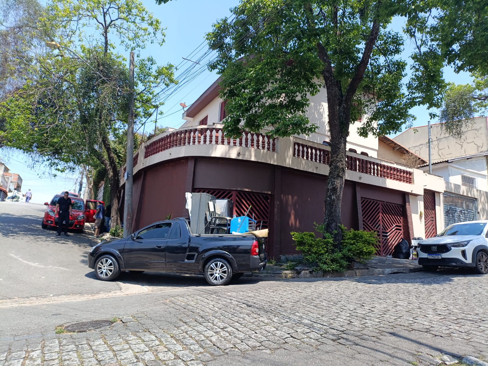 Sobrado 3 Dorms com Varanda Gourmet e 3 Vagas - Próximo ao Rodoanel