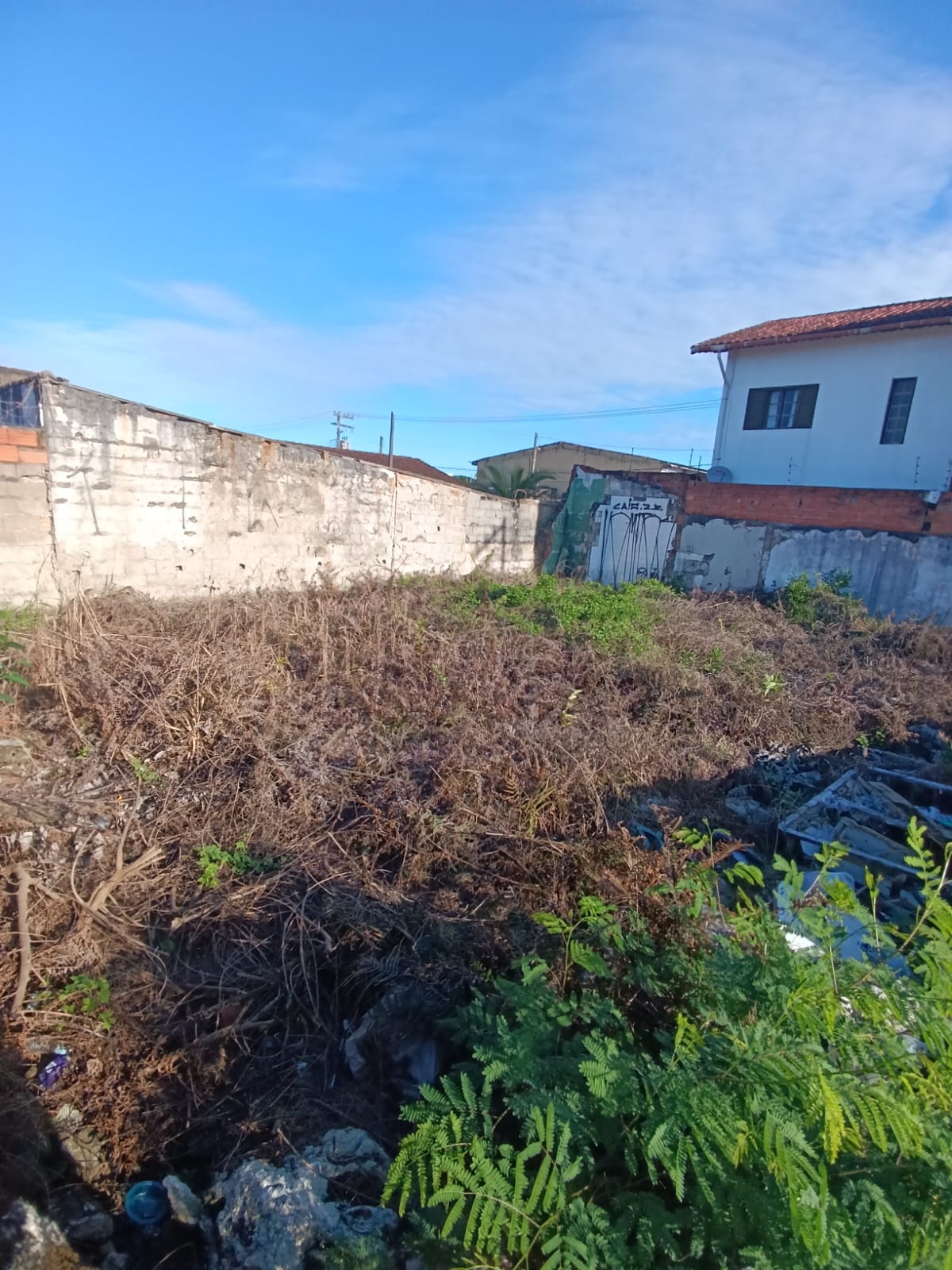 Seu Projeto Começa Aqui: Terreno com 209,38m² em Itanhaém (Aceita Financiamento).
