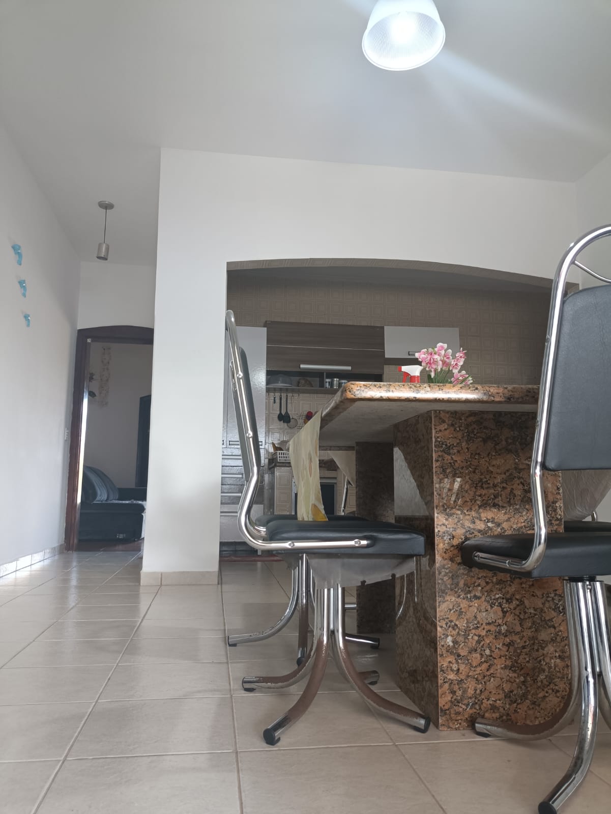 Casa Nova 3 Dorms com Piscina, Hidro e 5 Vagas - 600m do Mar