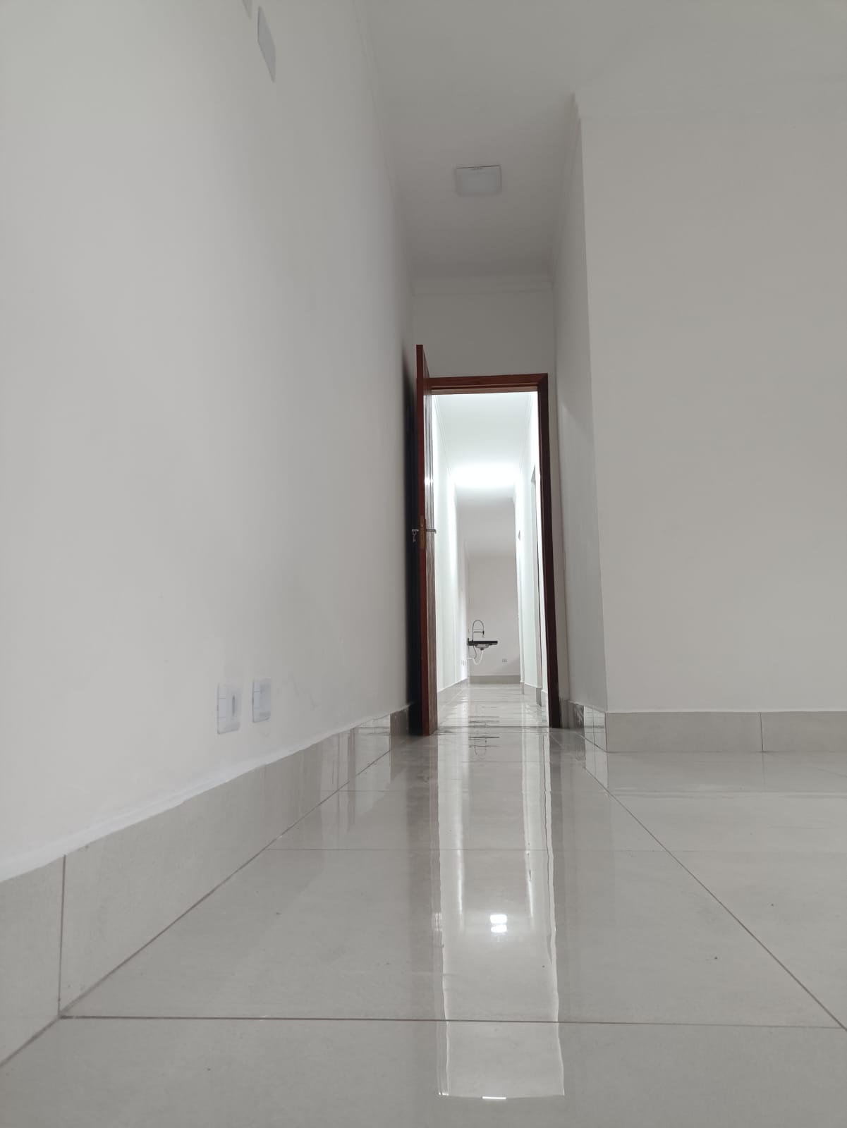 Casa Nova 3 Dorms (1 Suíte Master) com Piscina e Hidro - Lado Praia