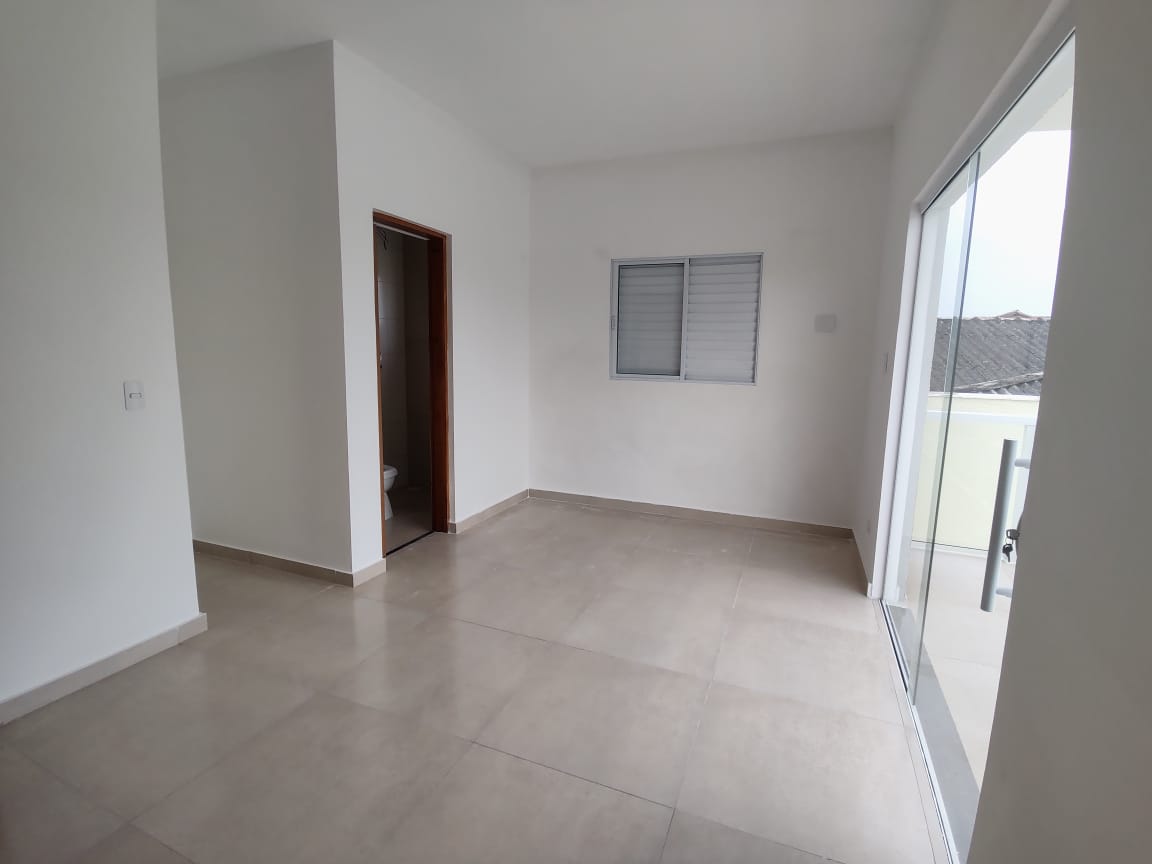 CAS261326 Casa em Itanhaém com 2 suítes e piscina com cascata financiada