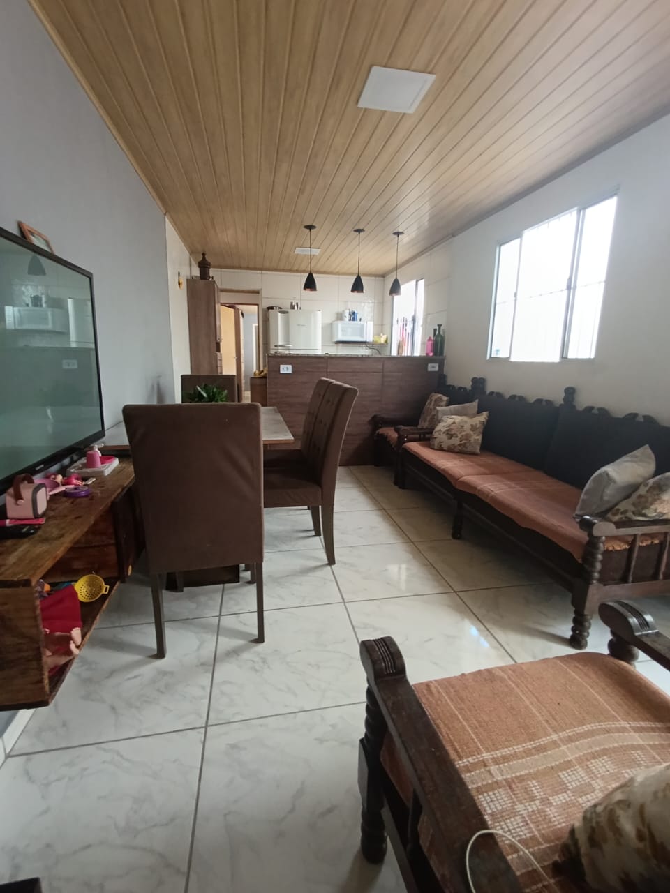 CAS261312 Casa em Itanhaém 2 dormitórios com suíte e escritório a 600m da praia