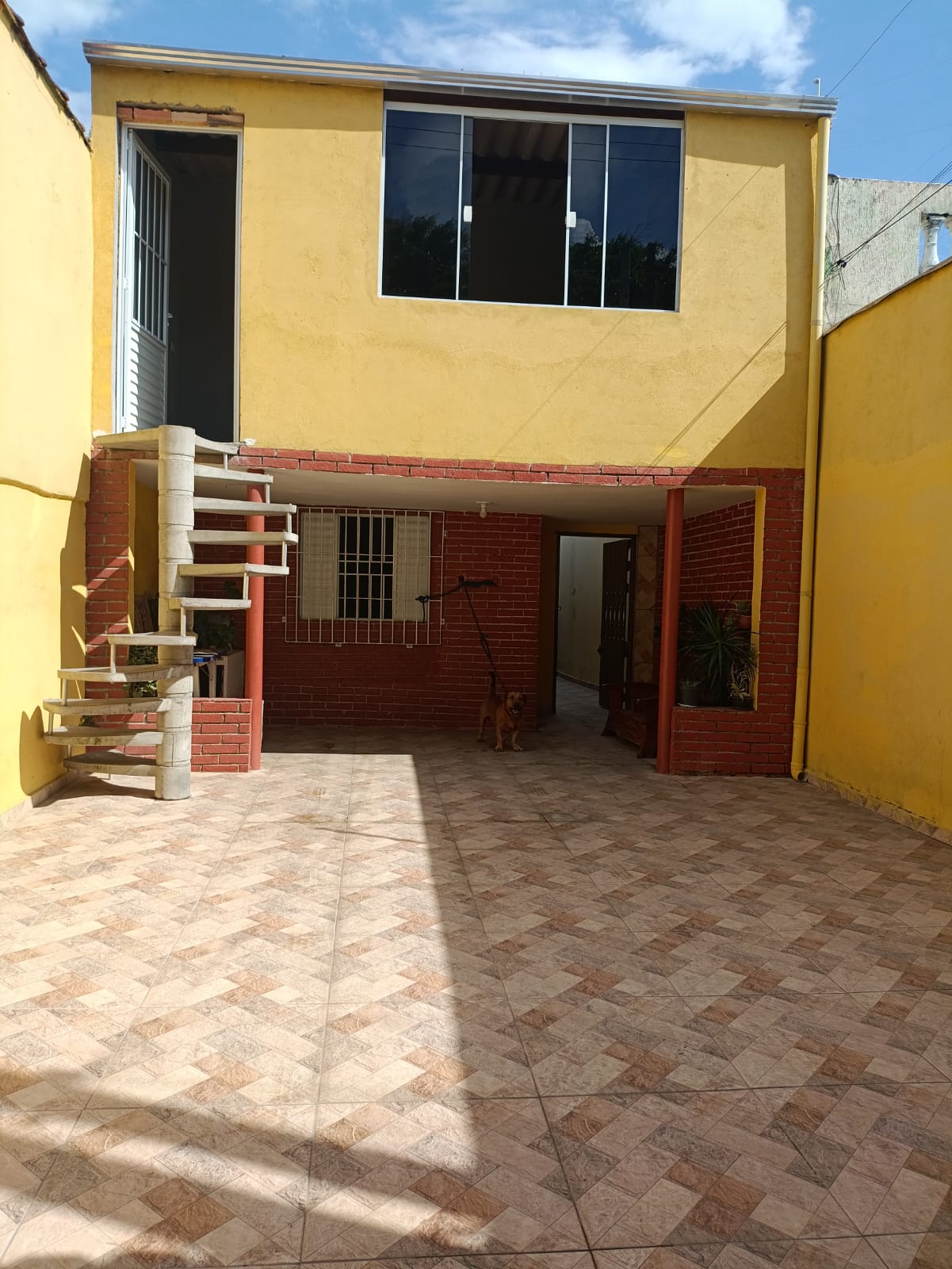 CAS261312 Casa em Itanhaém 2 dormitórios com suíte e escritório a 600m da praia