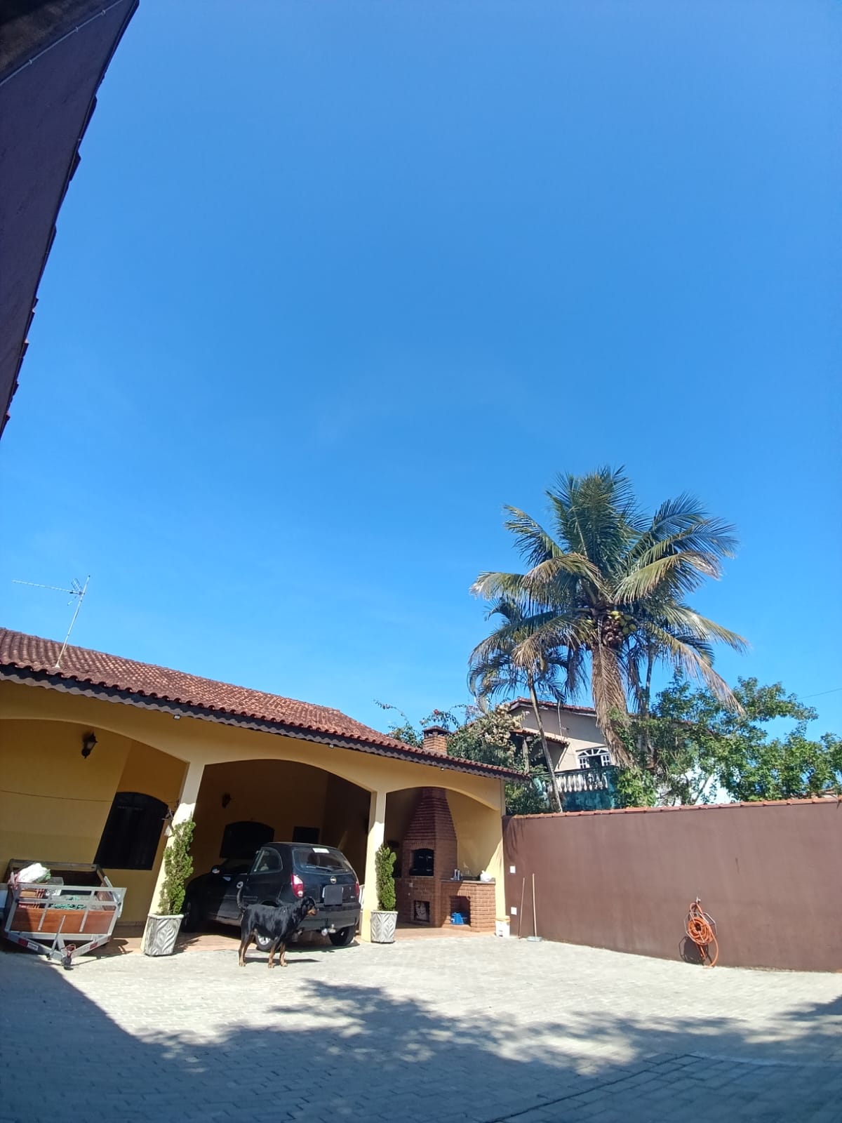 Espaço Sem Limites! Casa com Suíte Reversível, Área Gourmet e 10 Vagas em Itanhaém.