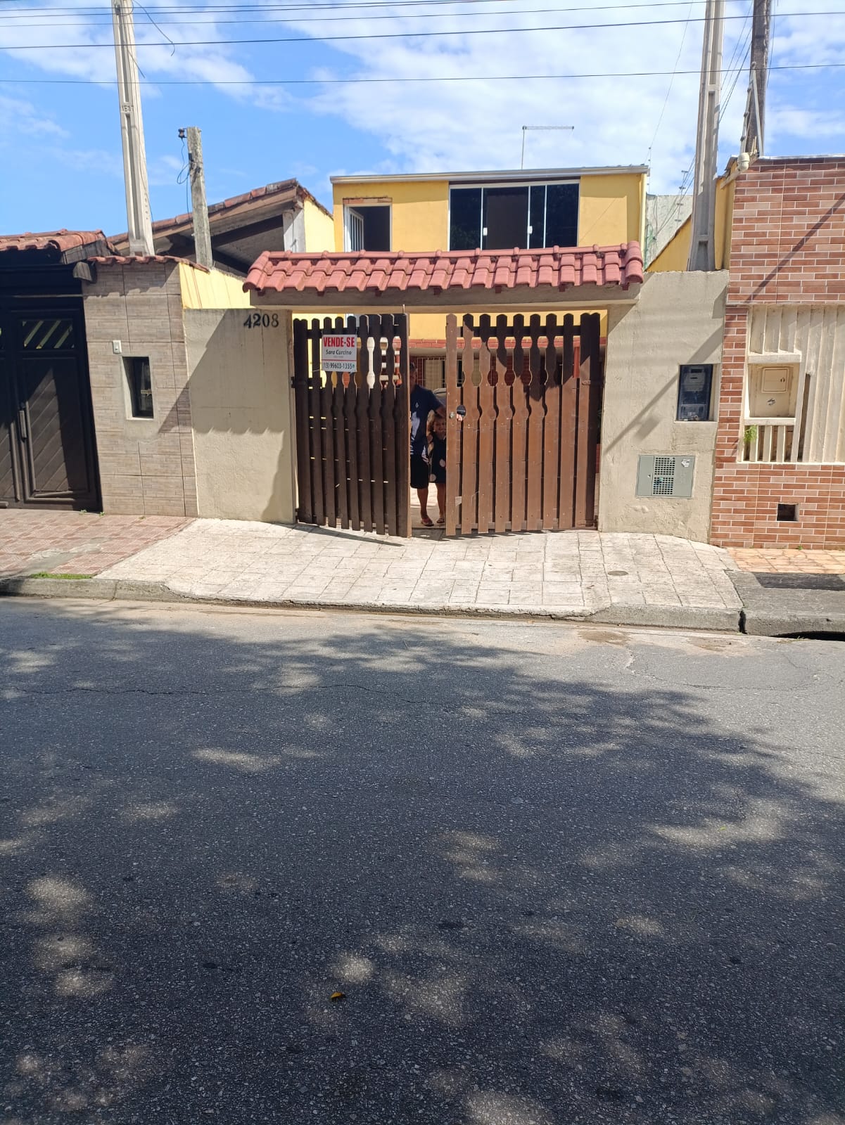 CAS261312 Casa em Itanhaém 2 dormitórios com suíte e escritório a 600m da praia