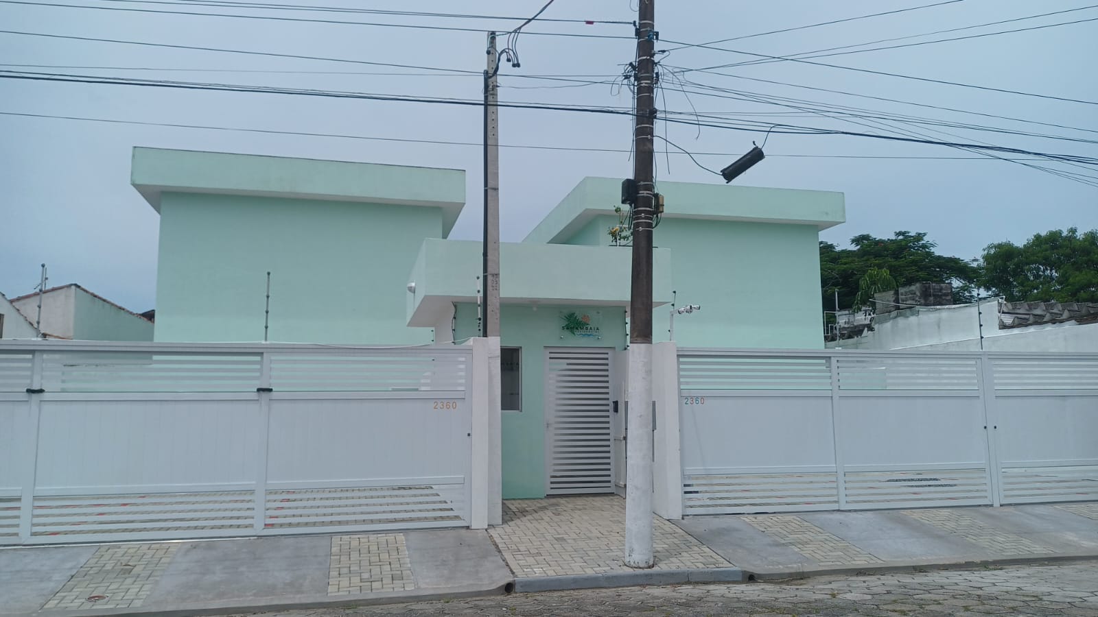 Sobrado 2 Suítes com Churrasqueira - Lado Praia a 500m do Mar