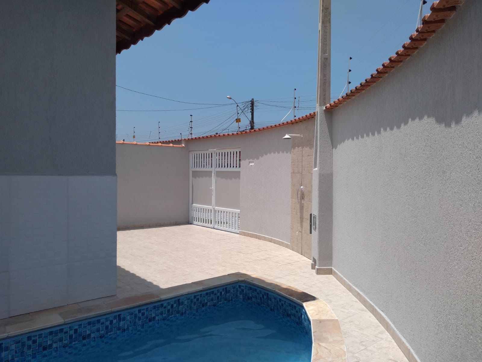 Casas Novas com Piscina e Suíte em Itanhaém - Opção de Esquina