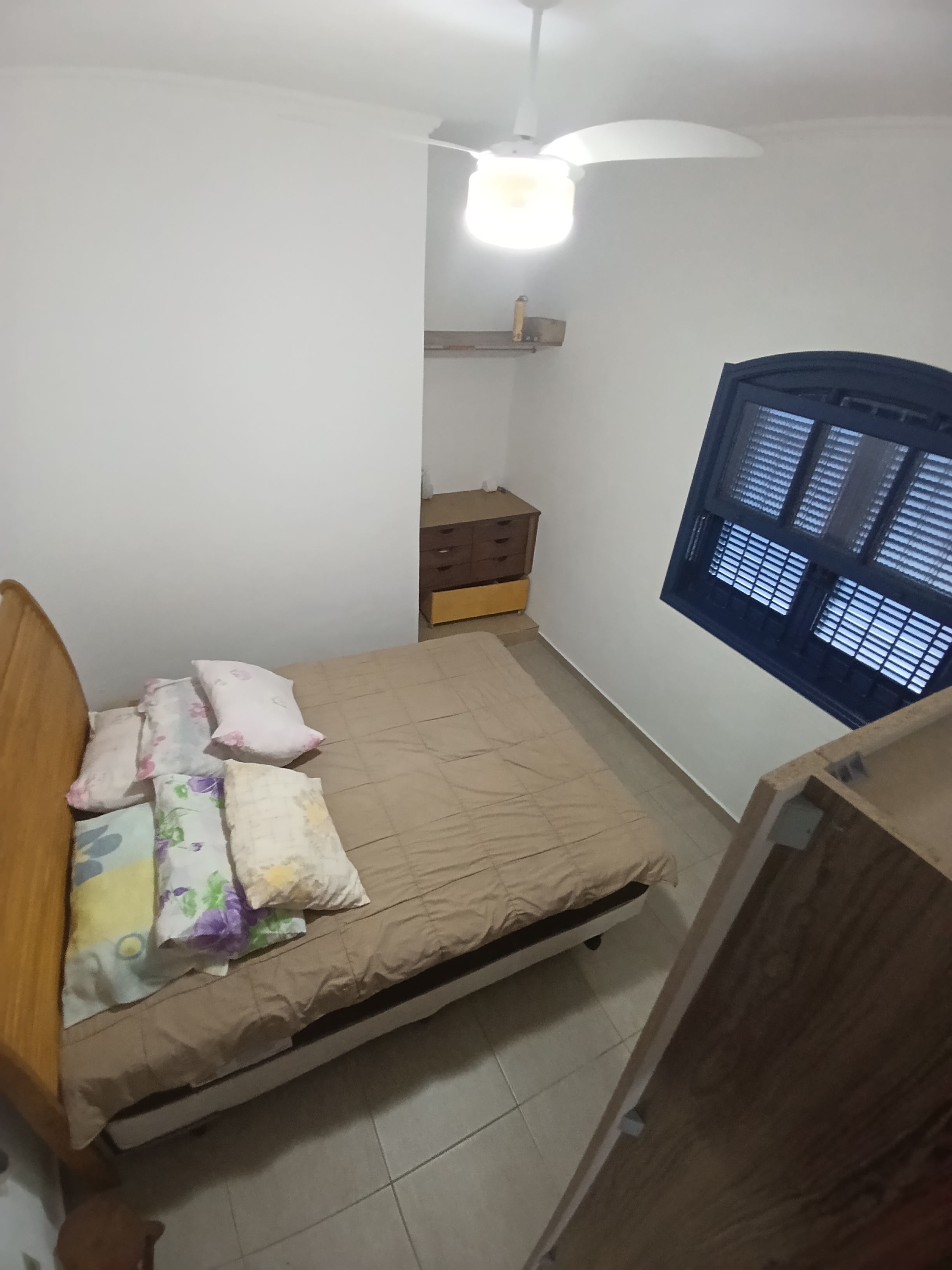 Casa para venda na praia com 03 dormitórios e edícula