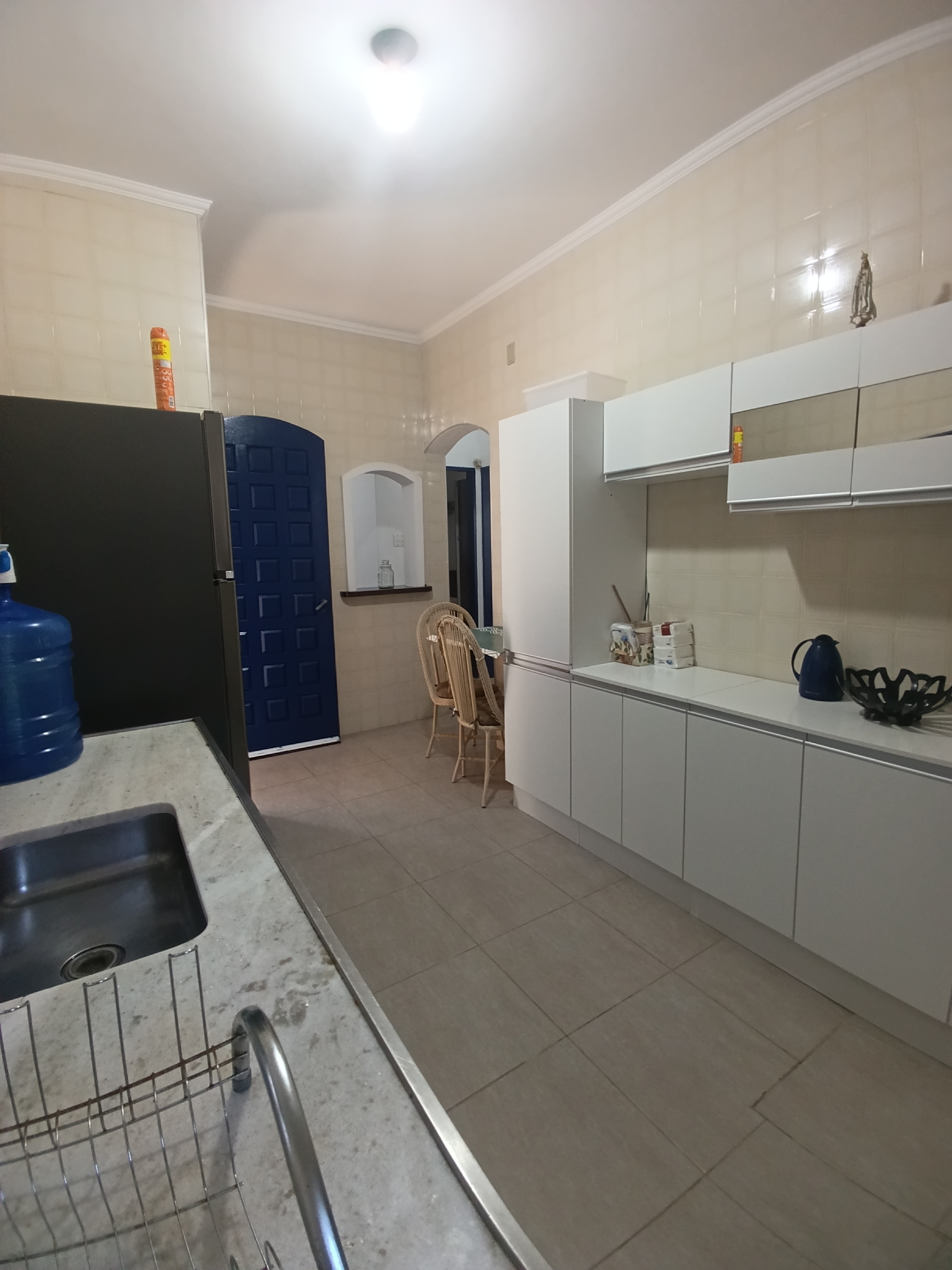 Casa para venda na praia com 03 dormitórios e edícula