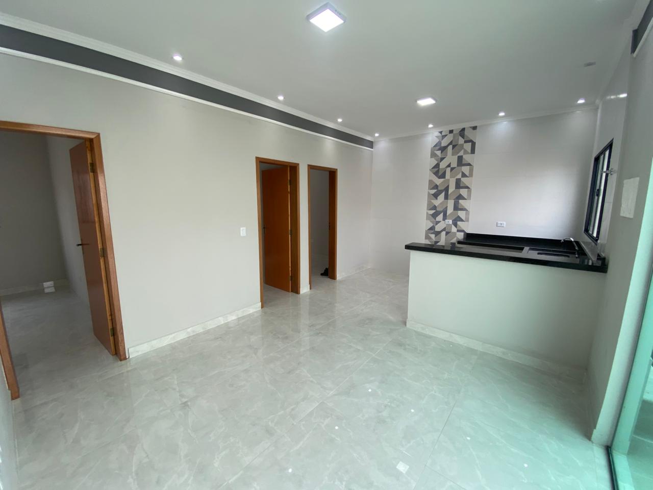 CAS261322 Casa nova em Mongaguá 3 dormitórios com piscina e cascata lado praia