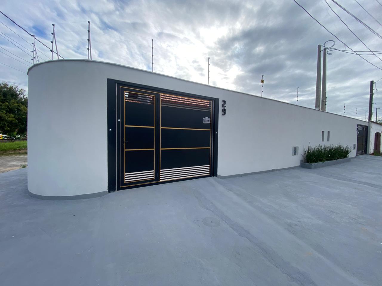 CAS261322 Casa nova em Mongaguá 3 dormitórios com piscina e cascata lado praia