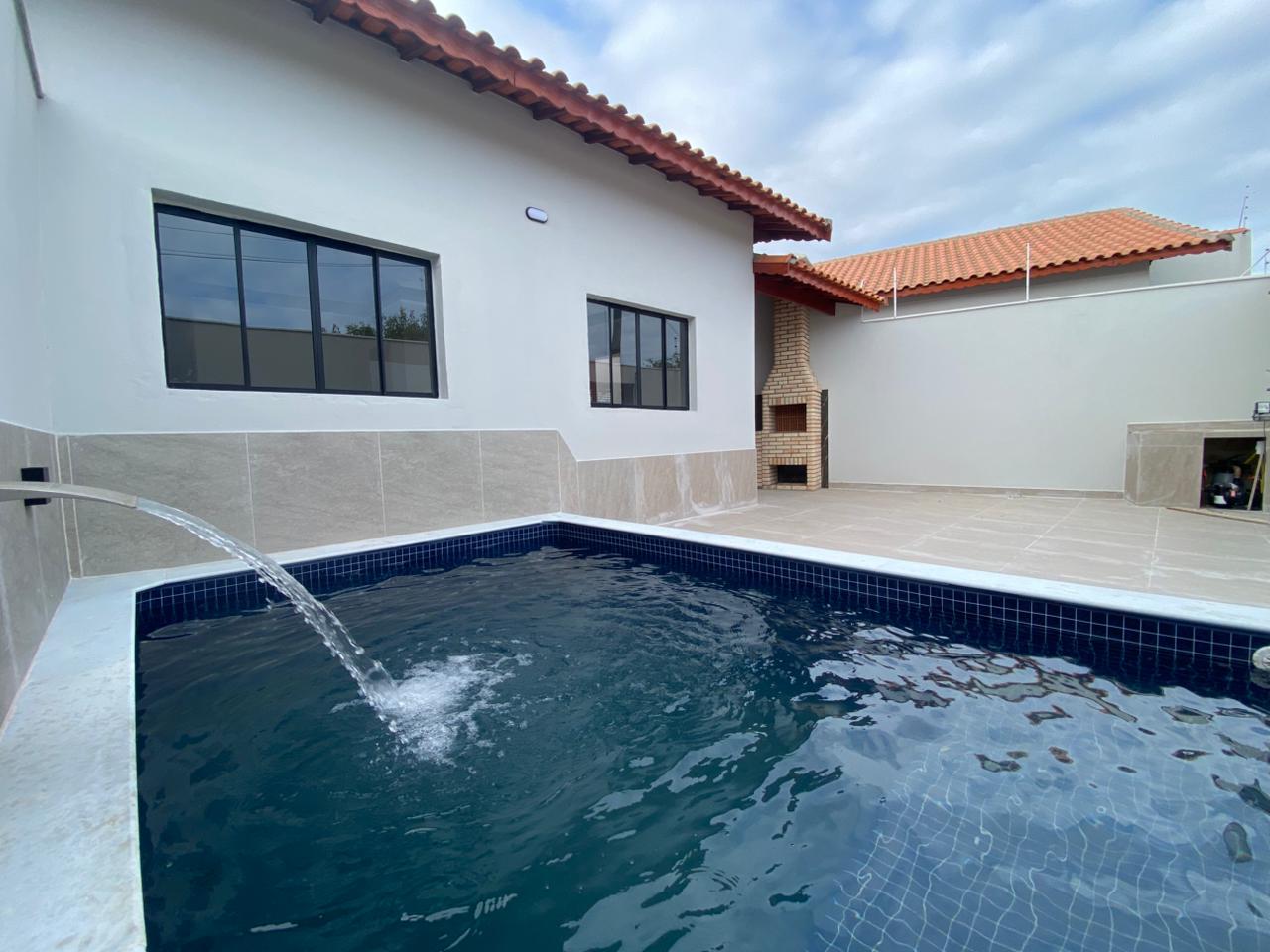 CAS261320 Casa nova em Mongaguá Balneário Plataforma com piscina lado praia