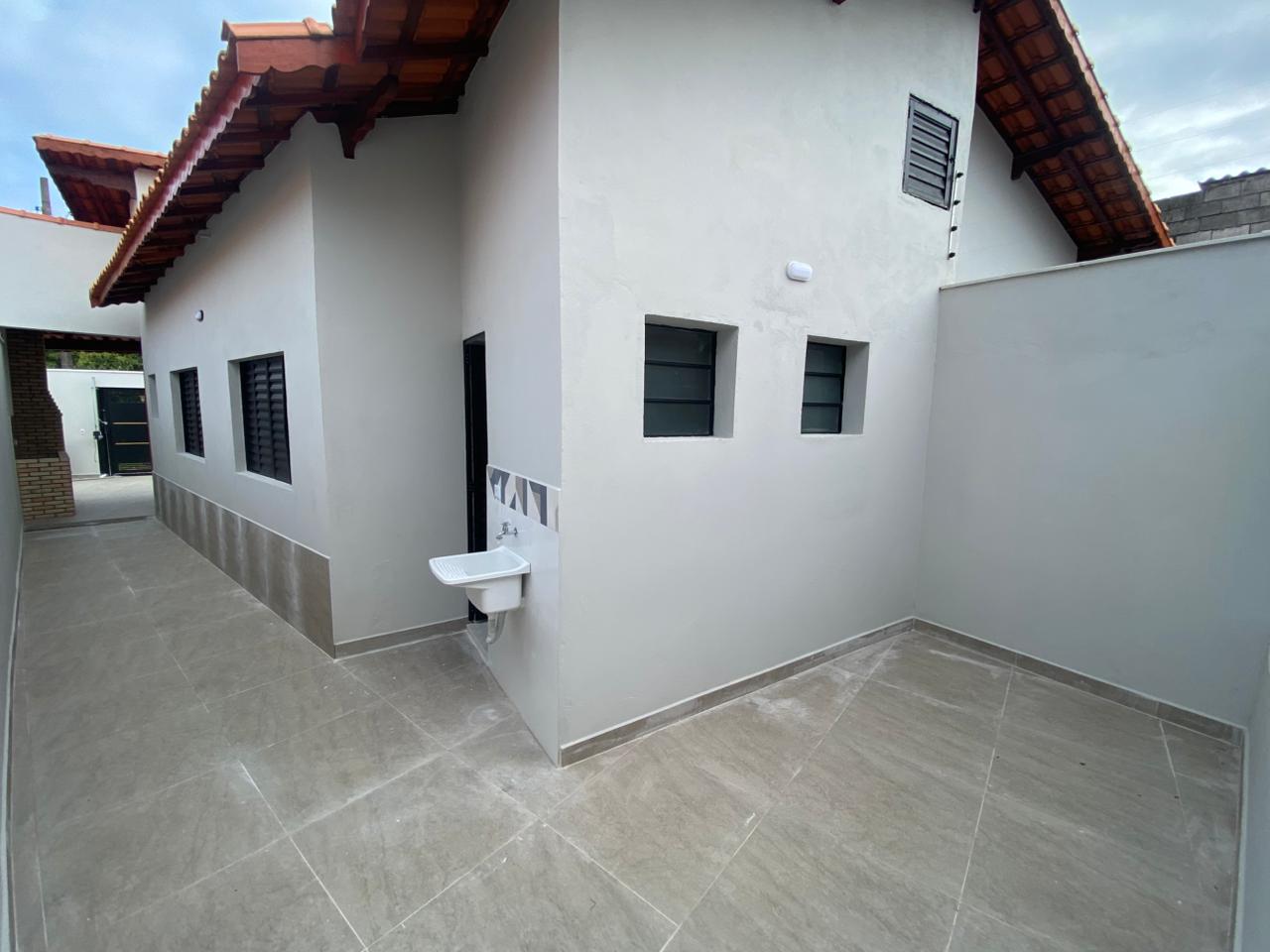 CAS261320 Casa nova em Mongaguá Balneário Plataforma com piscina lado praia