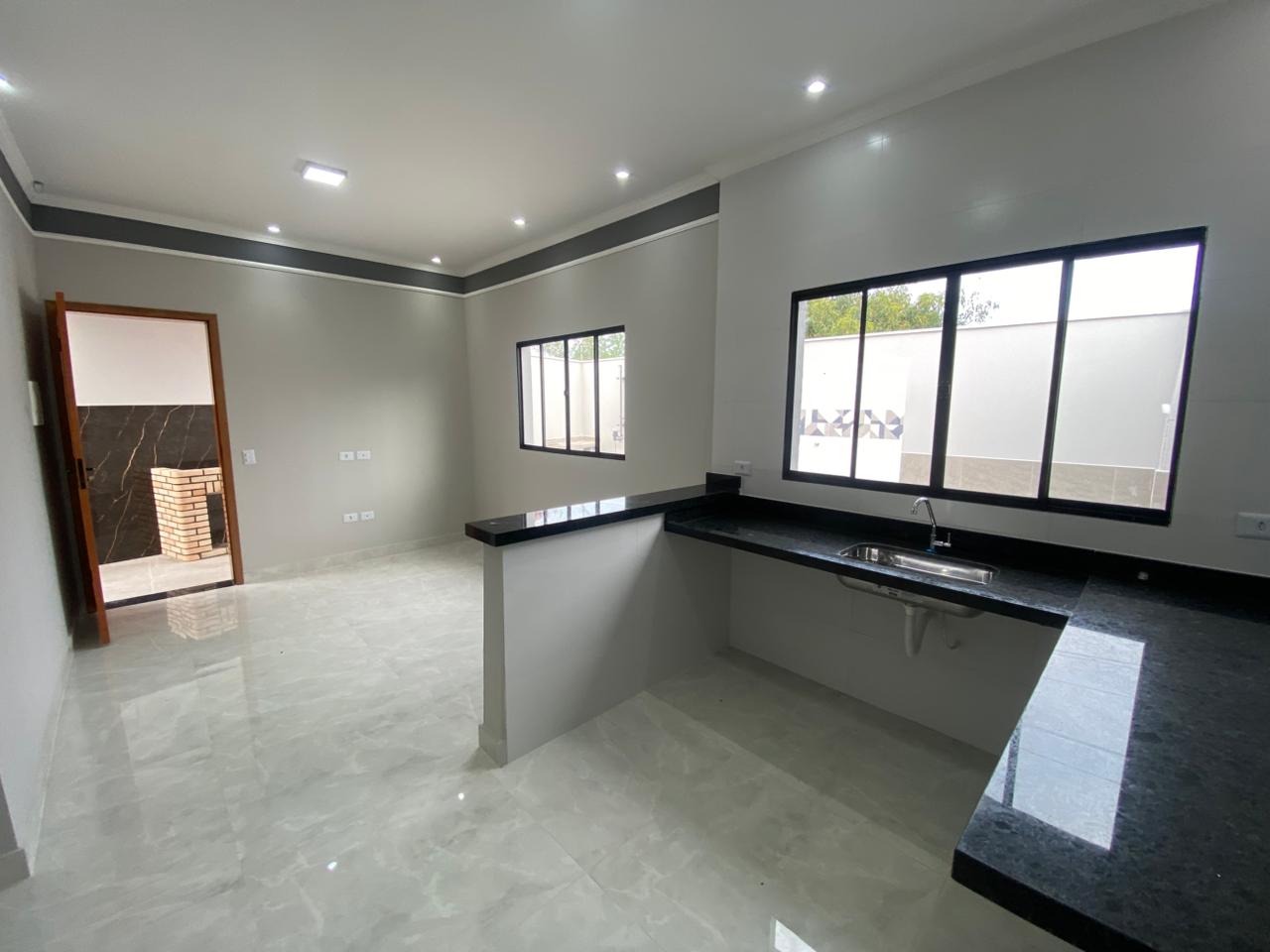 CAS261320 Casa nova em Mongaguá Balneário Plataforma com piscina lado praia