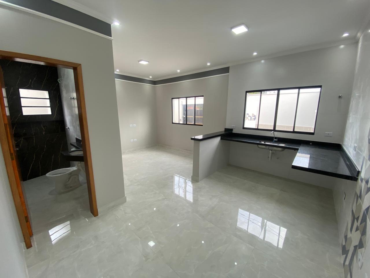 CAS261320 Casa nova em Mongaguá Balneário Plataforma com piscina lado praia