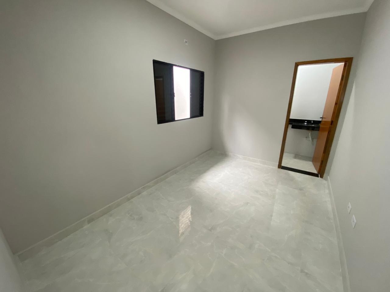 CAS261319 Casa nova em Mongaguá no Balneário Plataforma com piscina e suíte