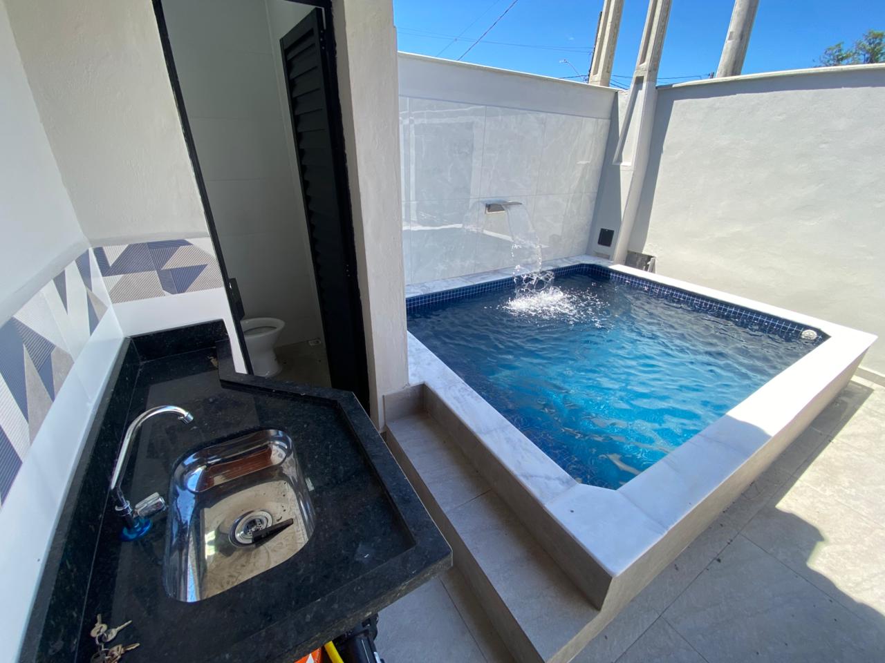 CAS261340 Casa em Itanhaém pronta para morar com 02 dormitórios e piscina privativa