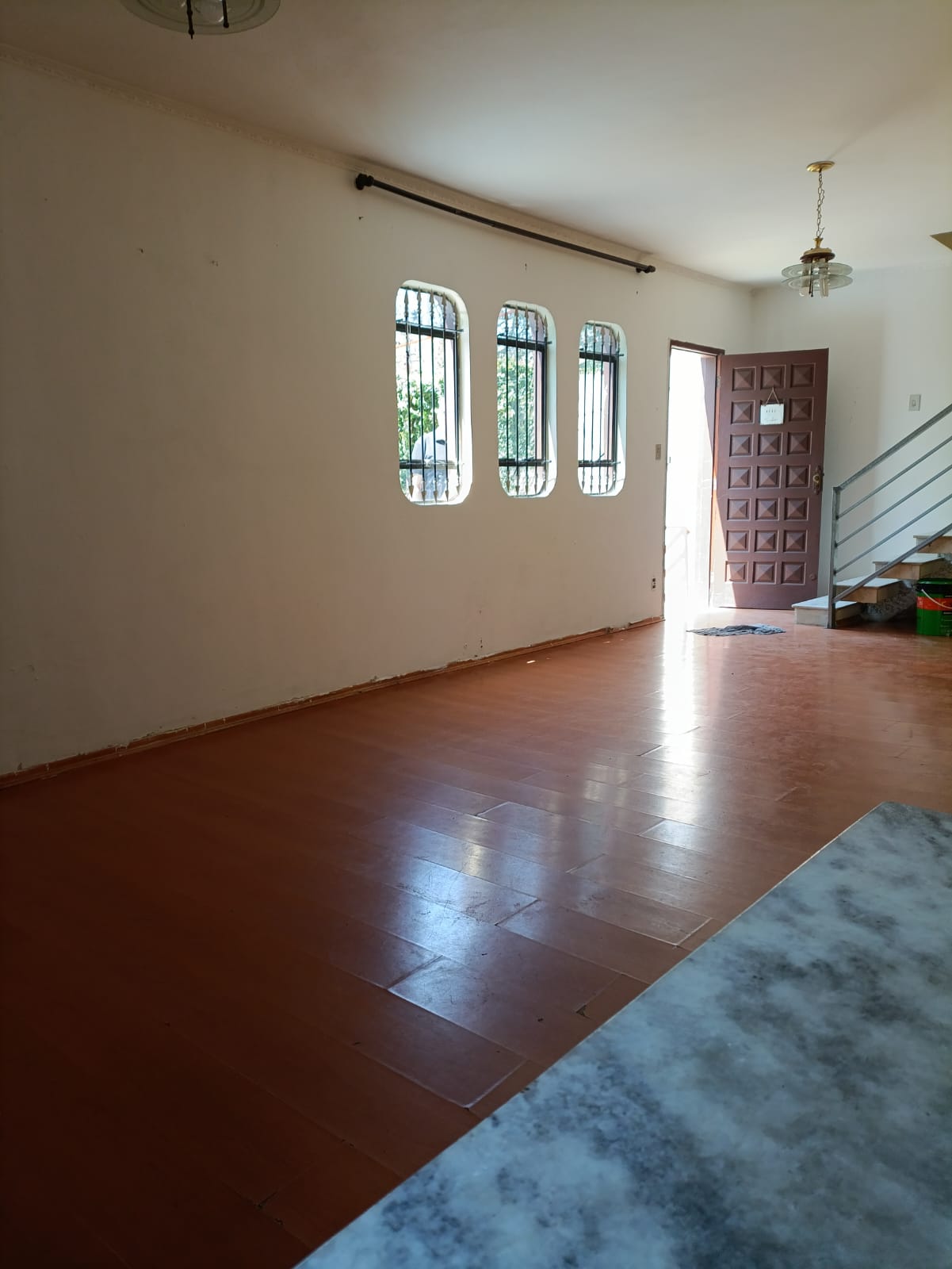 Sobrado 3 Dorms com Varanda Gourmet e 3 Vagas - Próximo ao Rodoanel