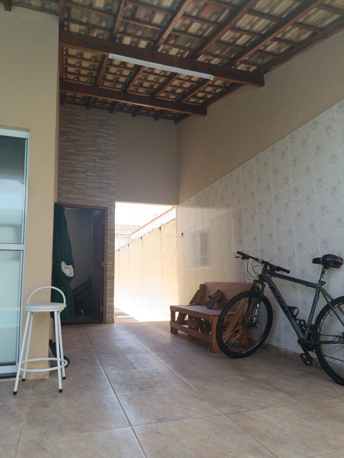 CAS261295 Casa no Suarão Itanhaém com piscina de alvenaria a 500m da praia